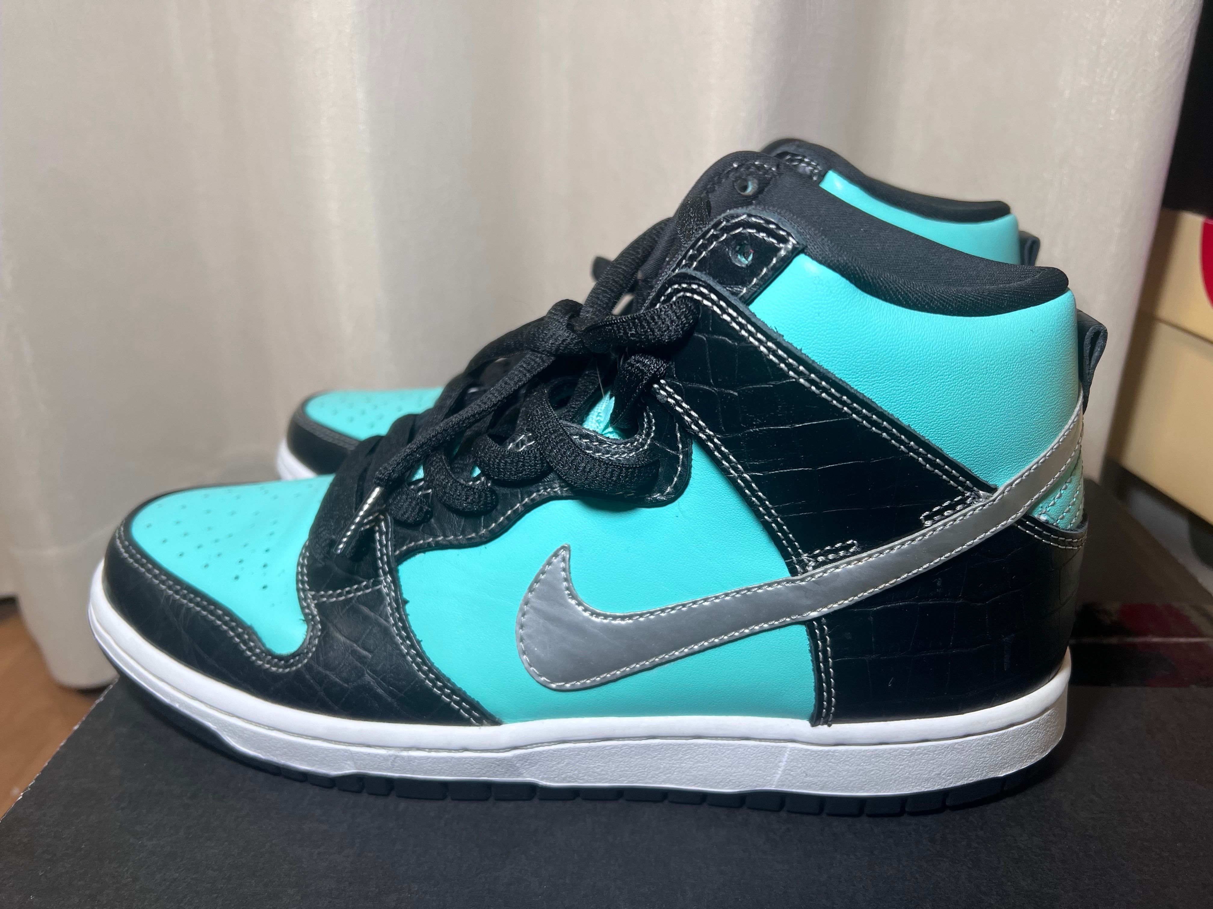 Diamond Supply × Nike SB Dunk High "Tiffany"