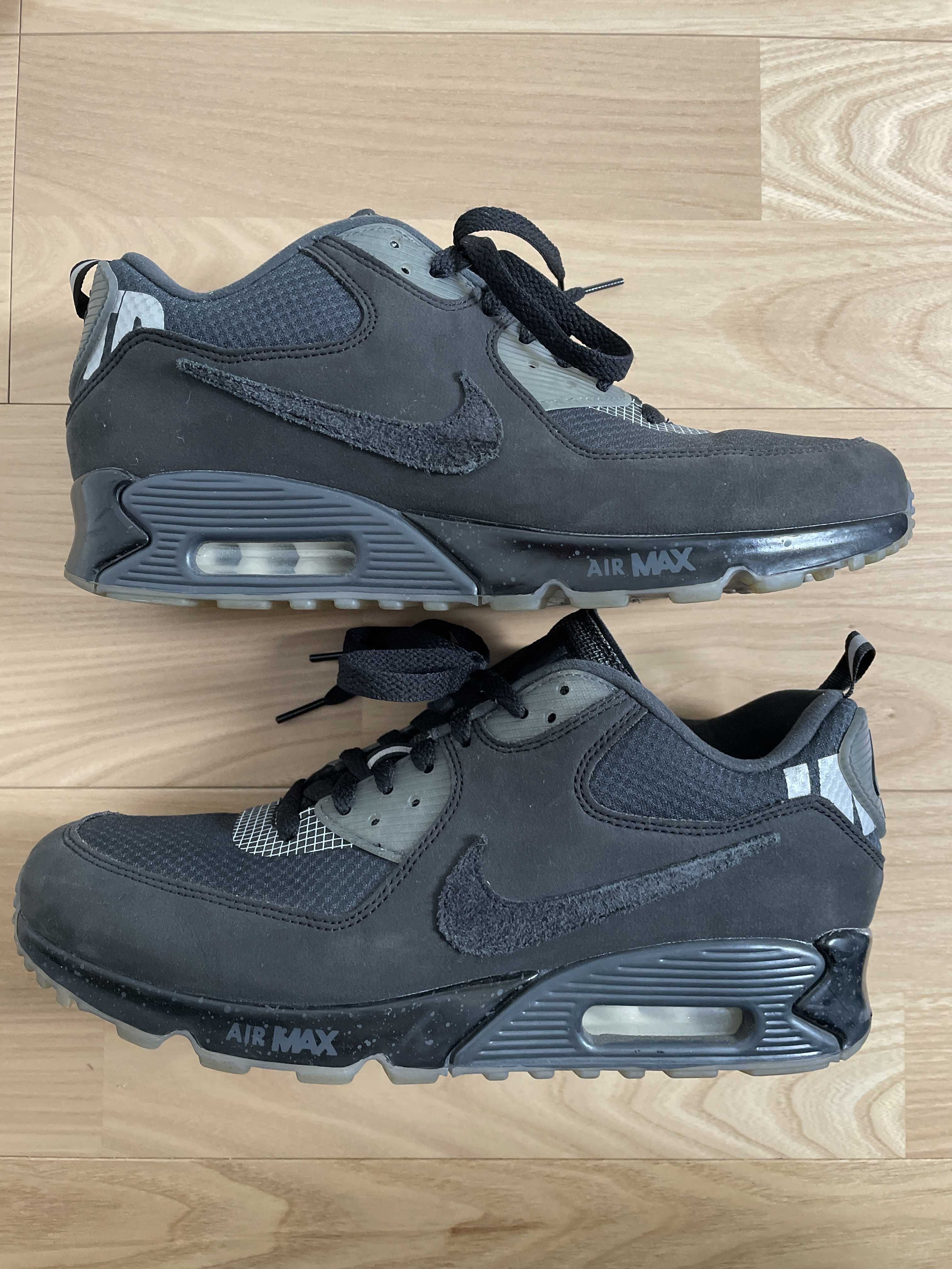 UNDEFEATED × Nike Air Max 90 "Black/Rush Pink"