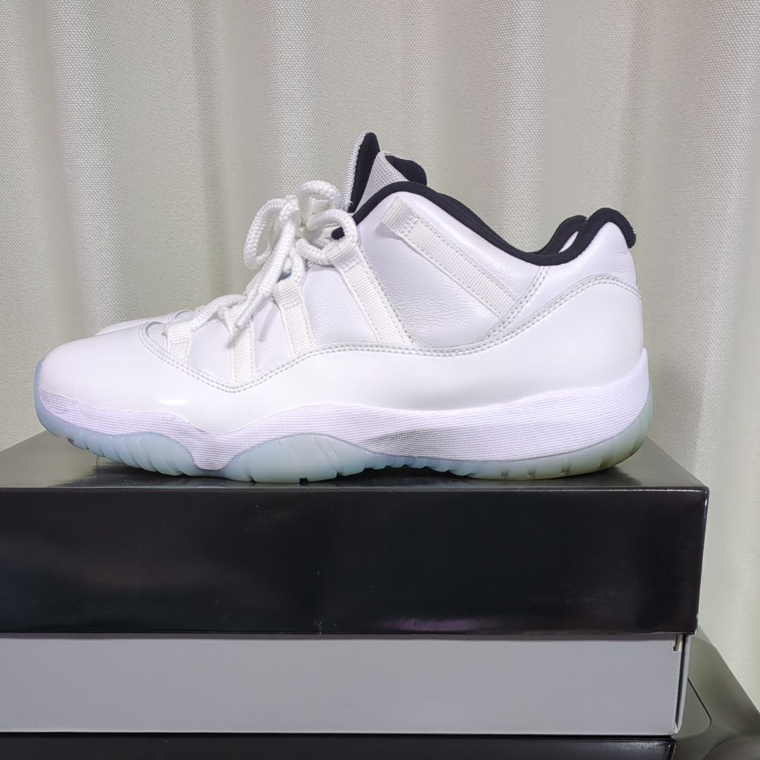 Nike Air Jordan 11 Low "Legend Blue"