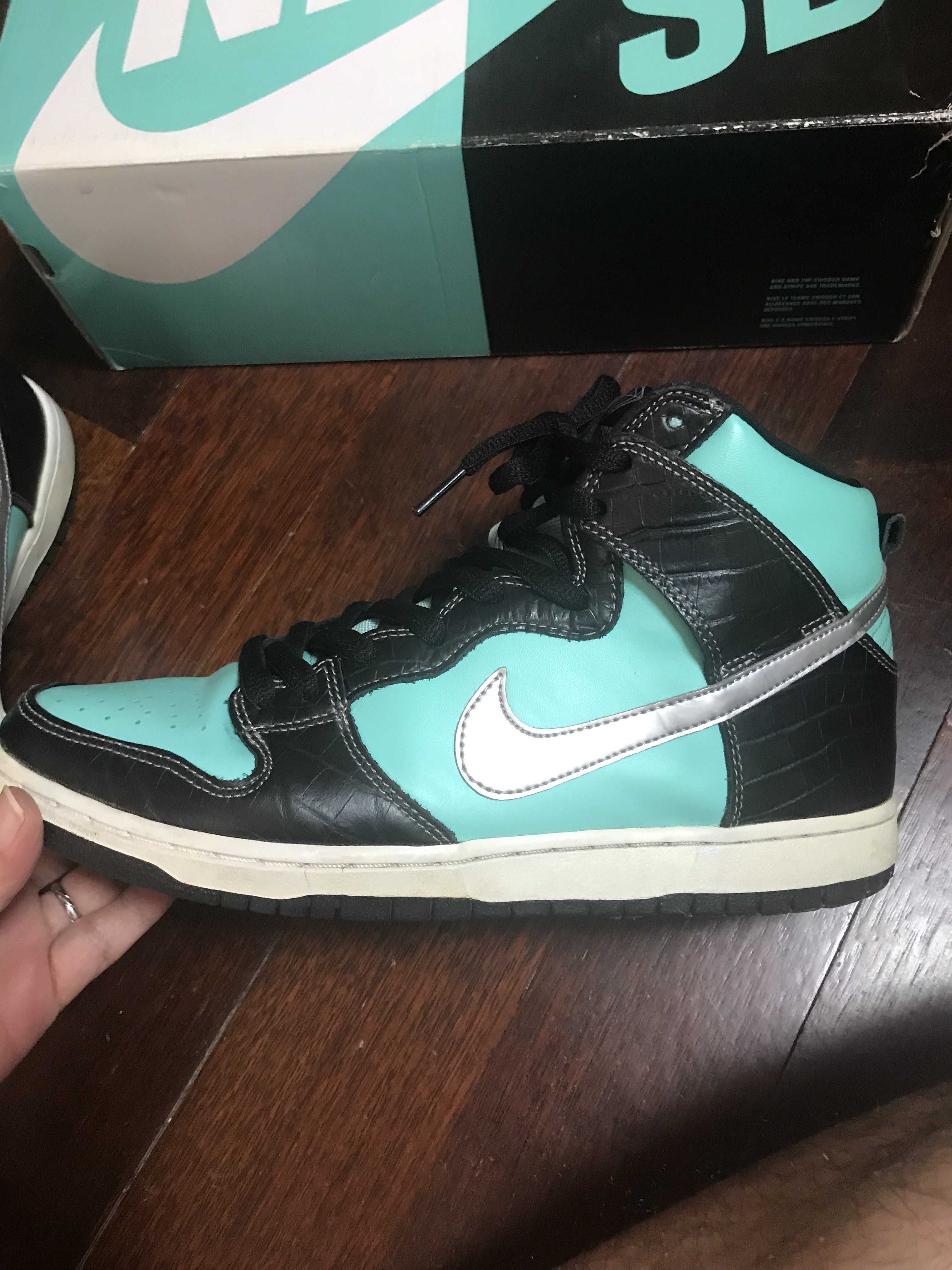 Diamond Supply × Nike SB Dunk High "Tiffany"