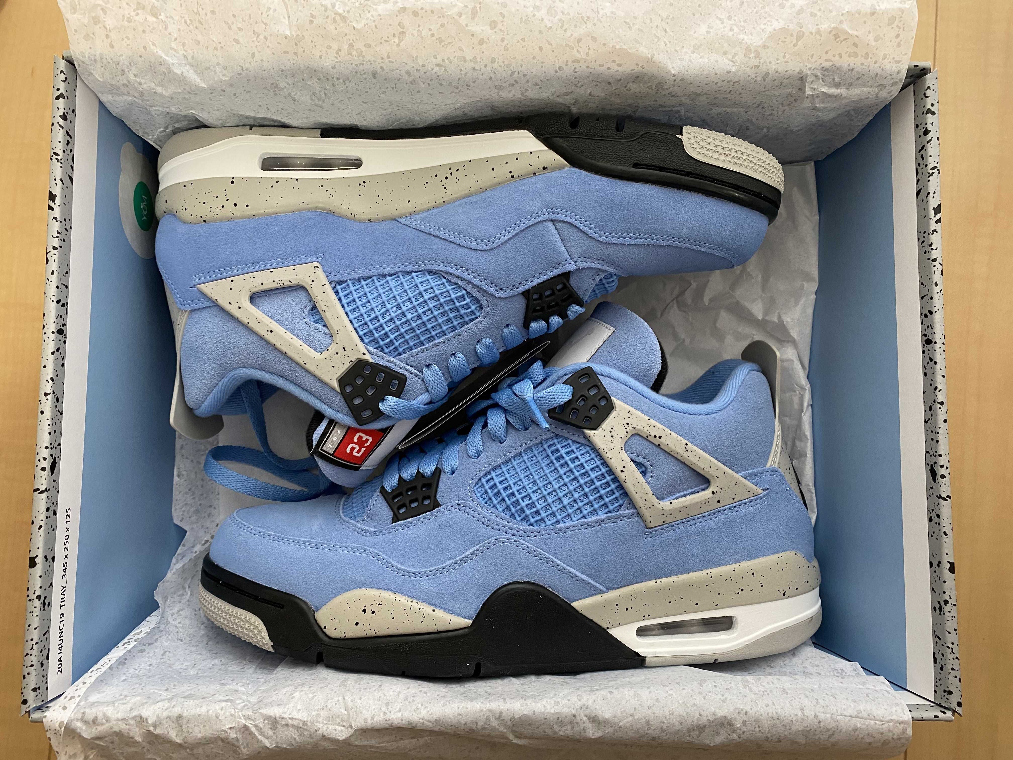 Nike Air Jordan 4 "University Blue"