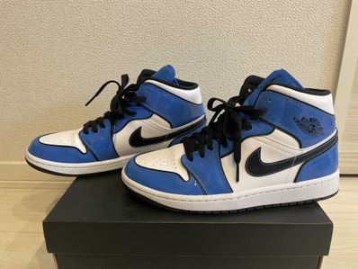 Nike Air Jordan 1 Mid SE "Signal Blue"