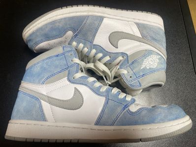 Nike Air Jordan 1 High OG "Hyper Royal"