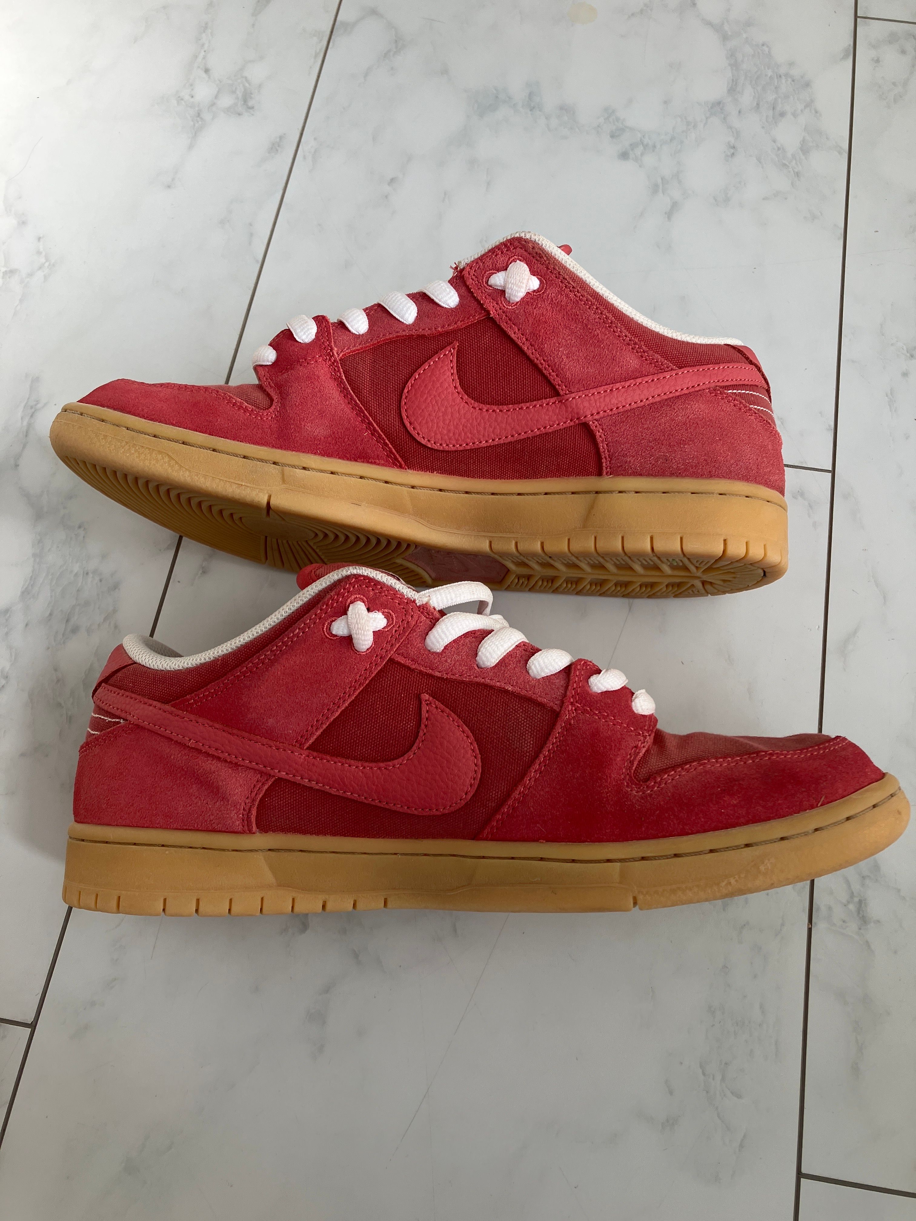 Nike SB Dunk Low "Adobe"