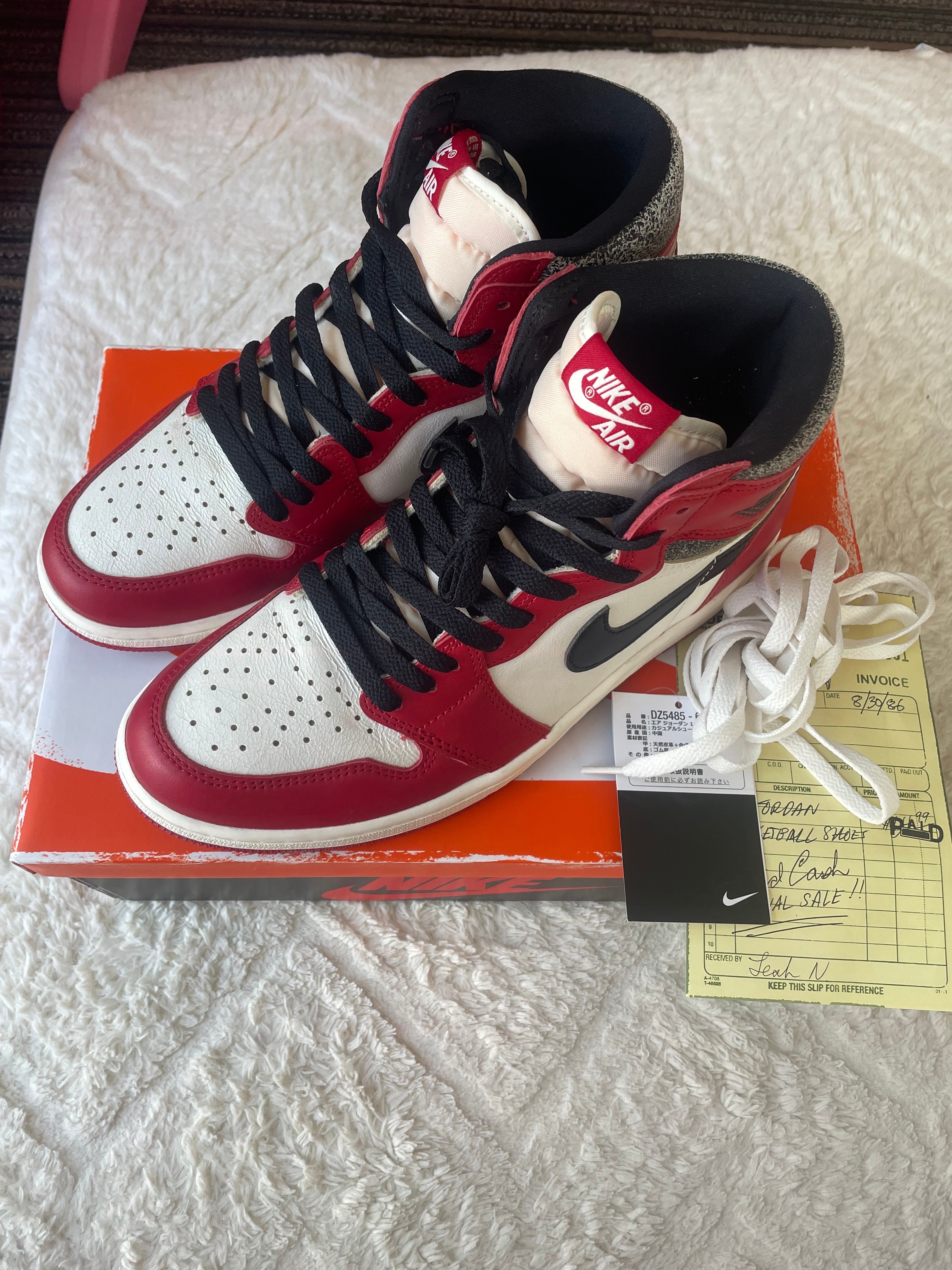 Nike Air Jordan 1 High OG "Lost & Found/Chicago"