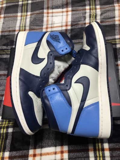 Nike Air Jordan 1 Retro High OG "Obsidian/University Blue"