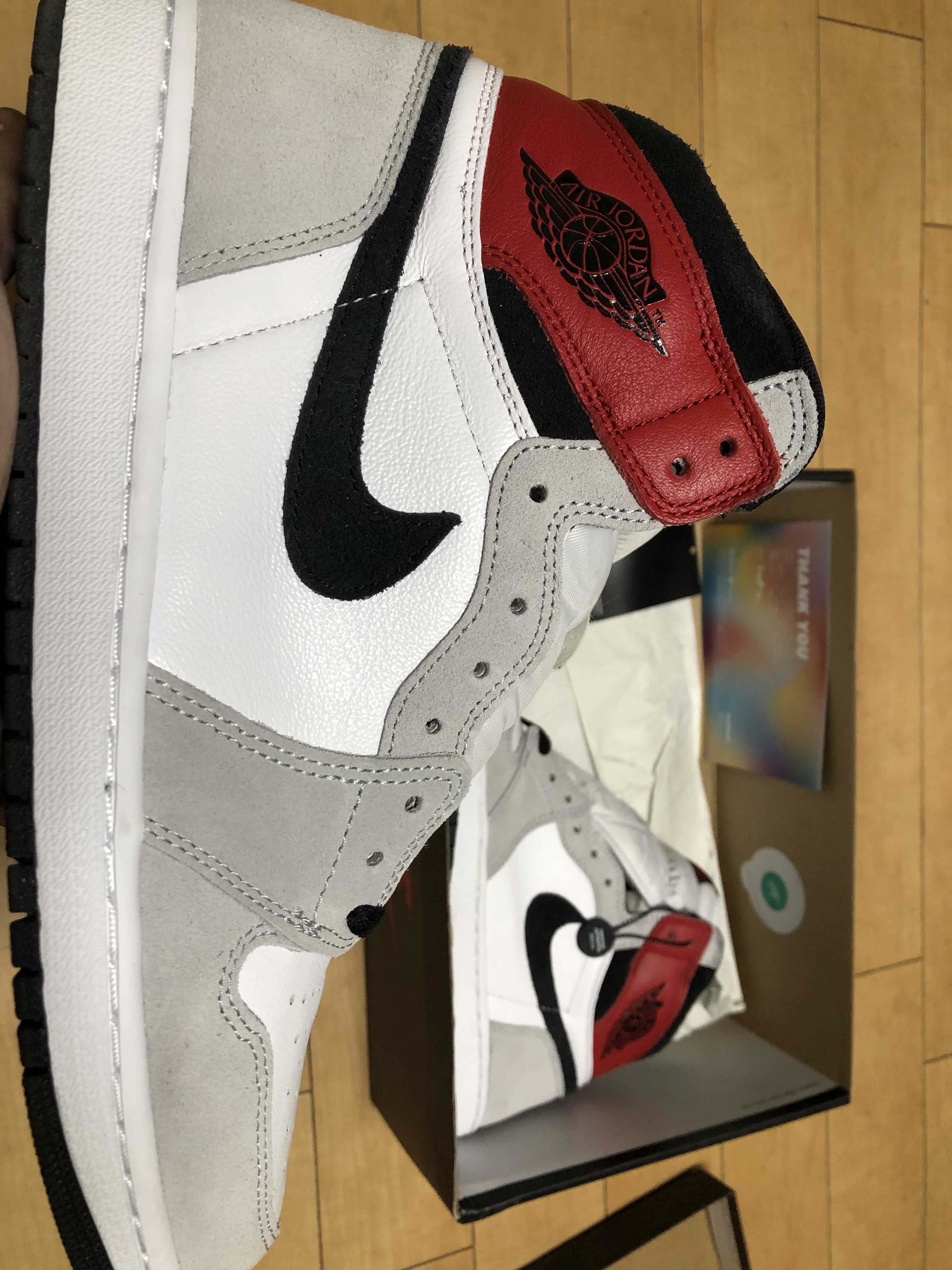 Nike Air Jordan 1 High OG "White/Black/Light Smoke Grey"