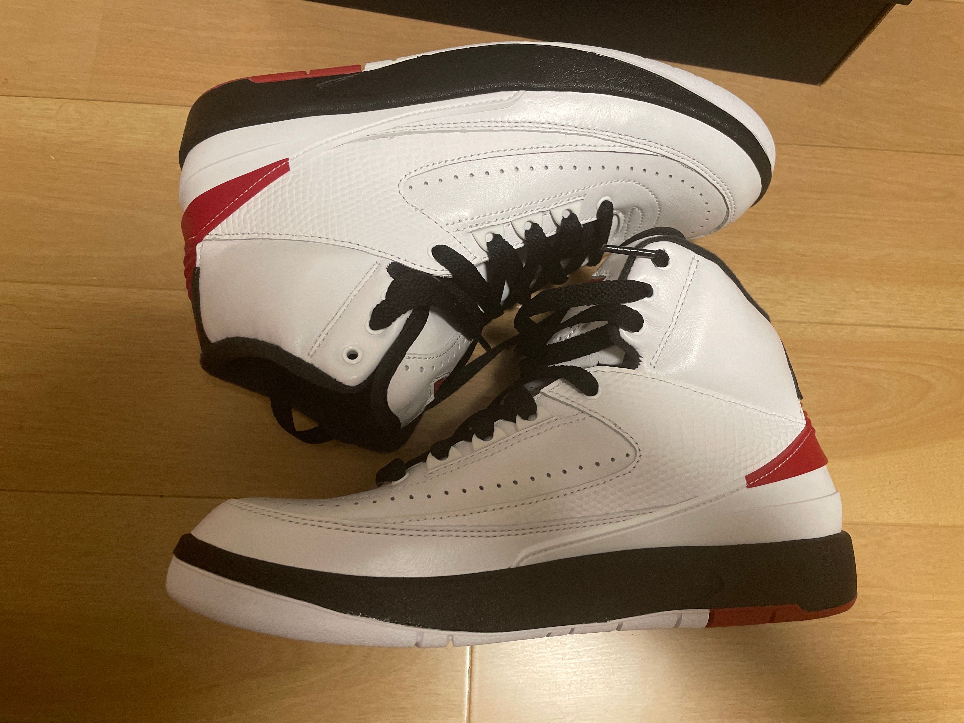 Nike GS Air Jordan 2 Retro OG "Chicago" (2022)