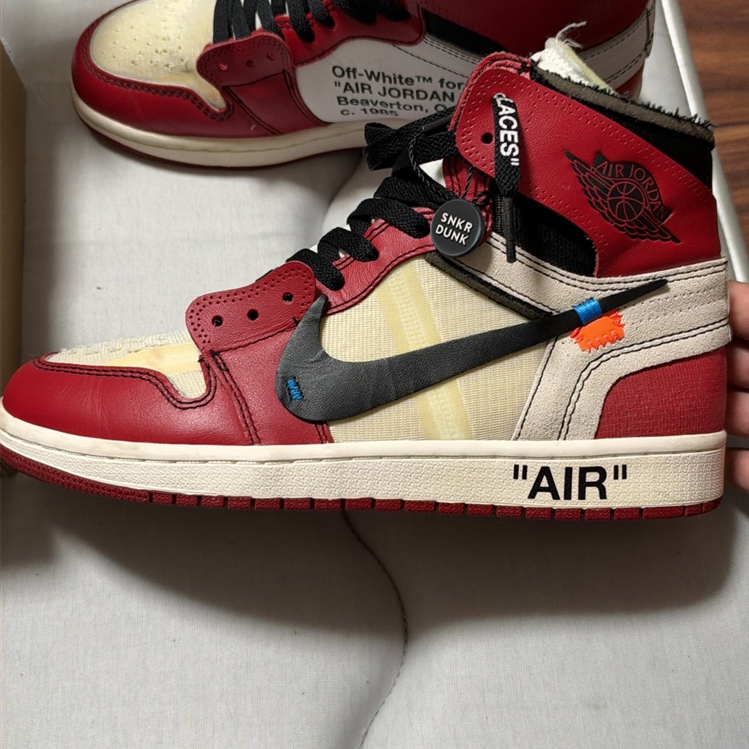 Off-White × Nike Air Jordan 1 Retro High The Ten "Chicago"
