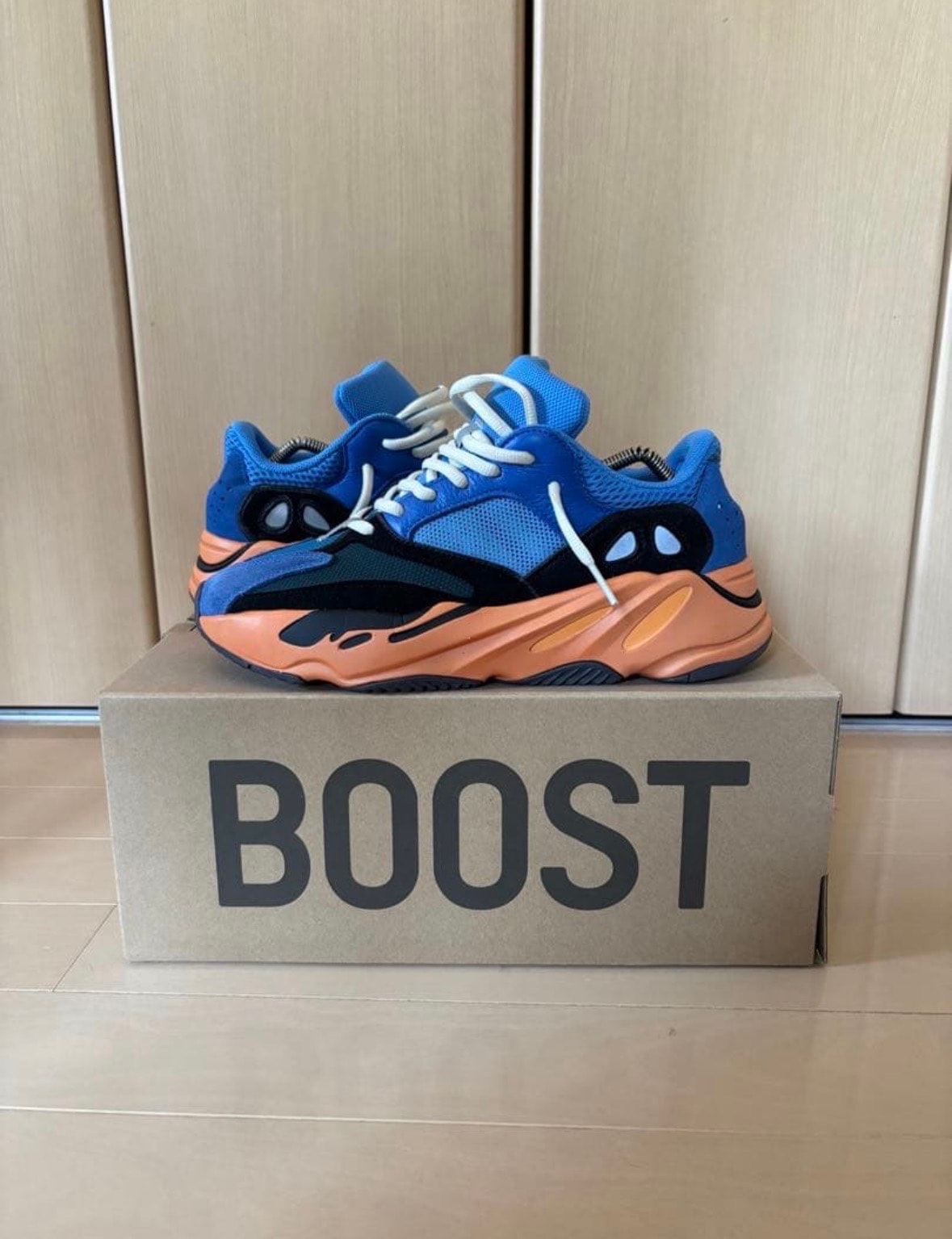adidas YEEZY Boost 700 "Bright Blue"