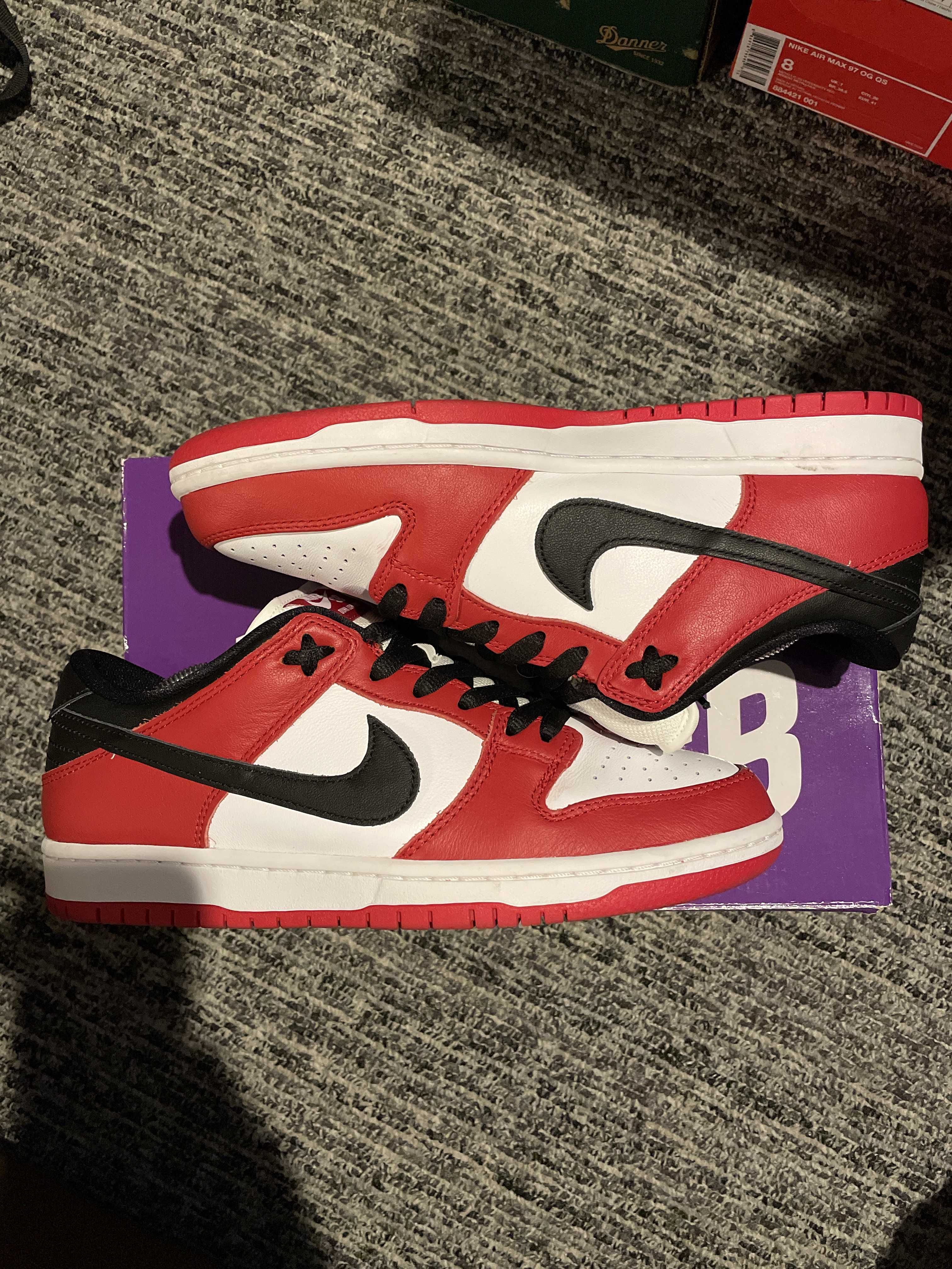 Nike SB Dunk Low Pro "J-Pack Chicago/Varsity Red and White"