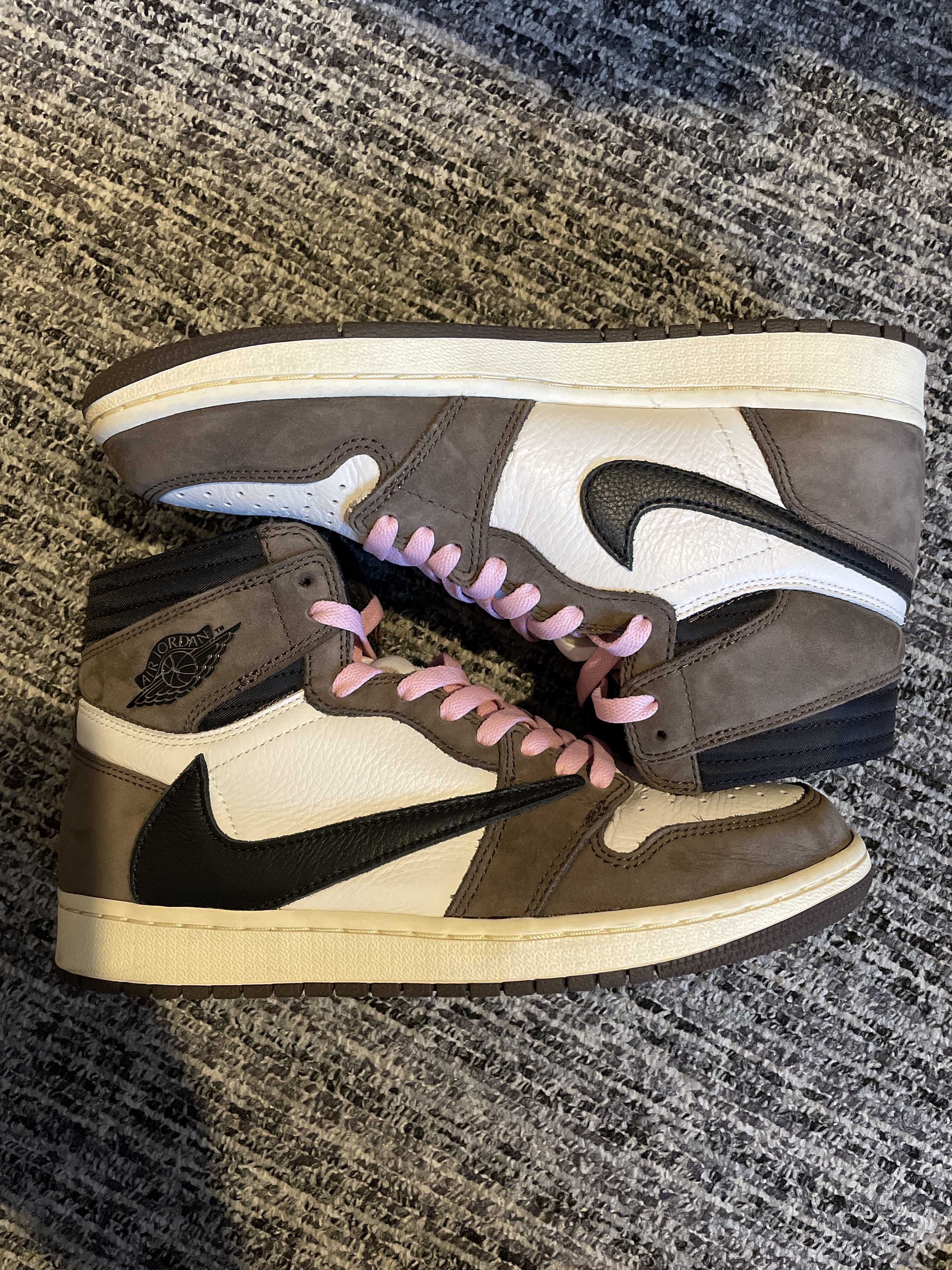Travis Scott × Nike Air Jordan 1 Retro High OG TS SP "Sail/Dark Mocha"