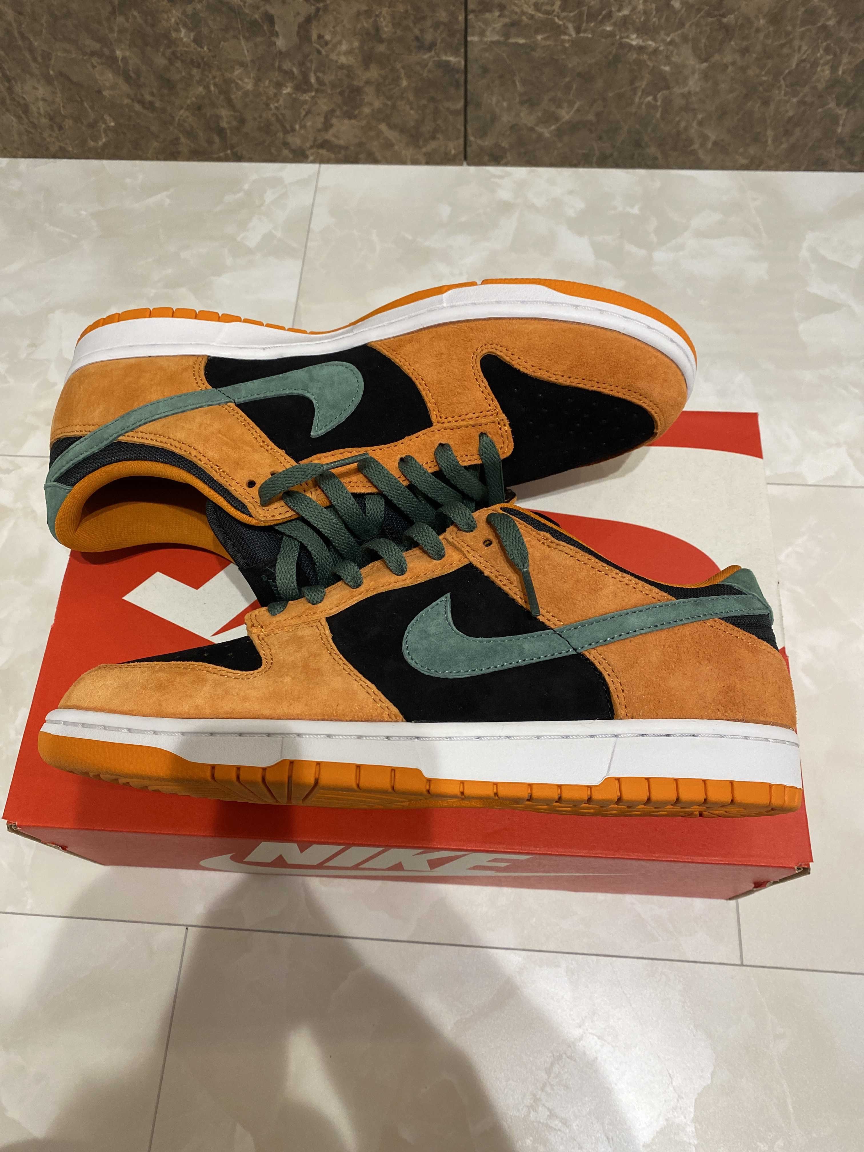 Nike Dunk Low SP "Ceramic/Ugly Duckling Pack"