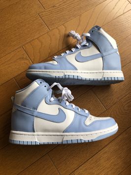 Nike WMNS Dunk High