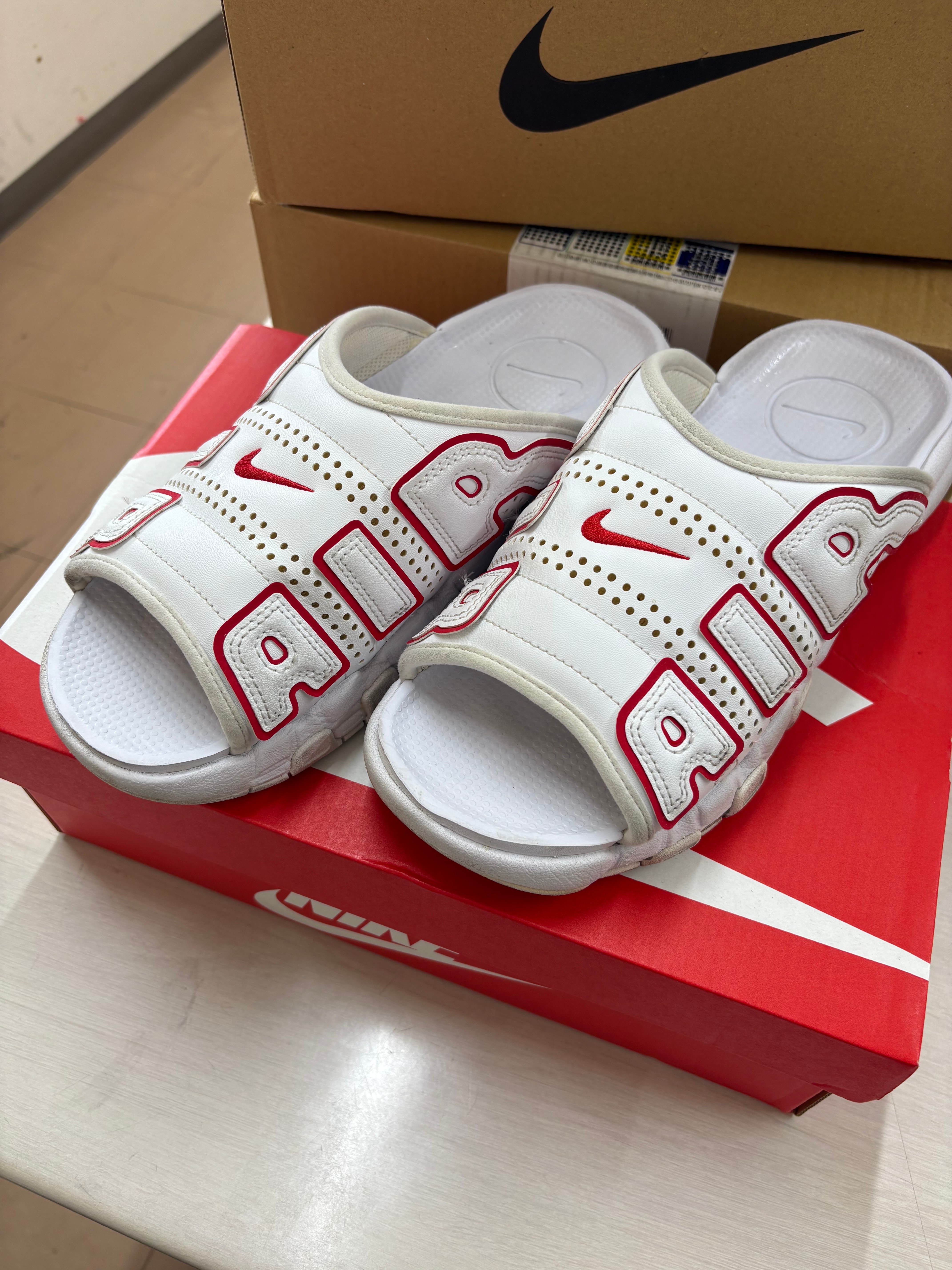 Nike Air More Uptempo Slide "White and University Red"