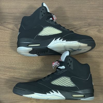 Nike Air Jordan 5 Retro OG "Black/Fire Red/Metallic Silver/White" (2016)