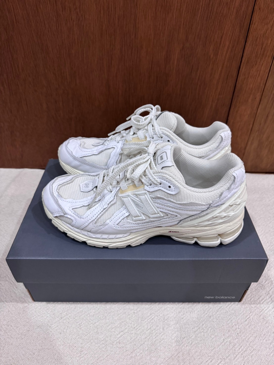 ニューバランス 1906D プロテクションパック "ホワイト"
