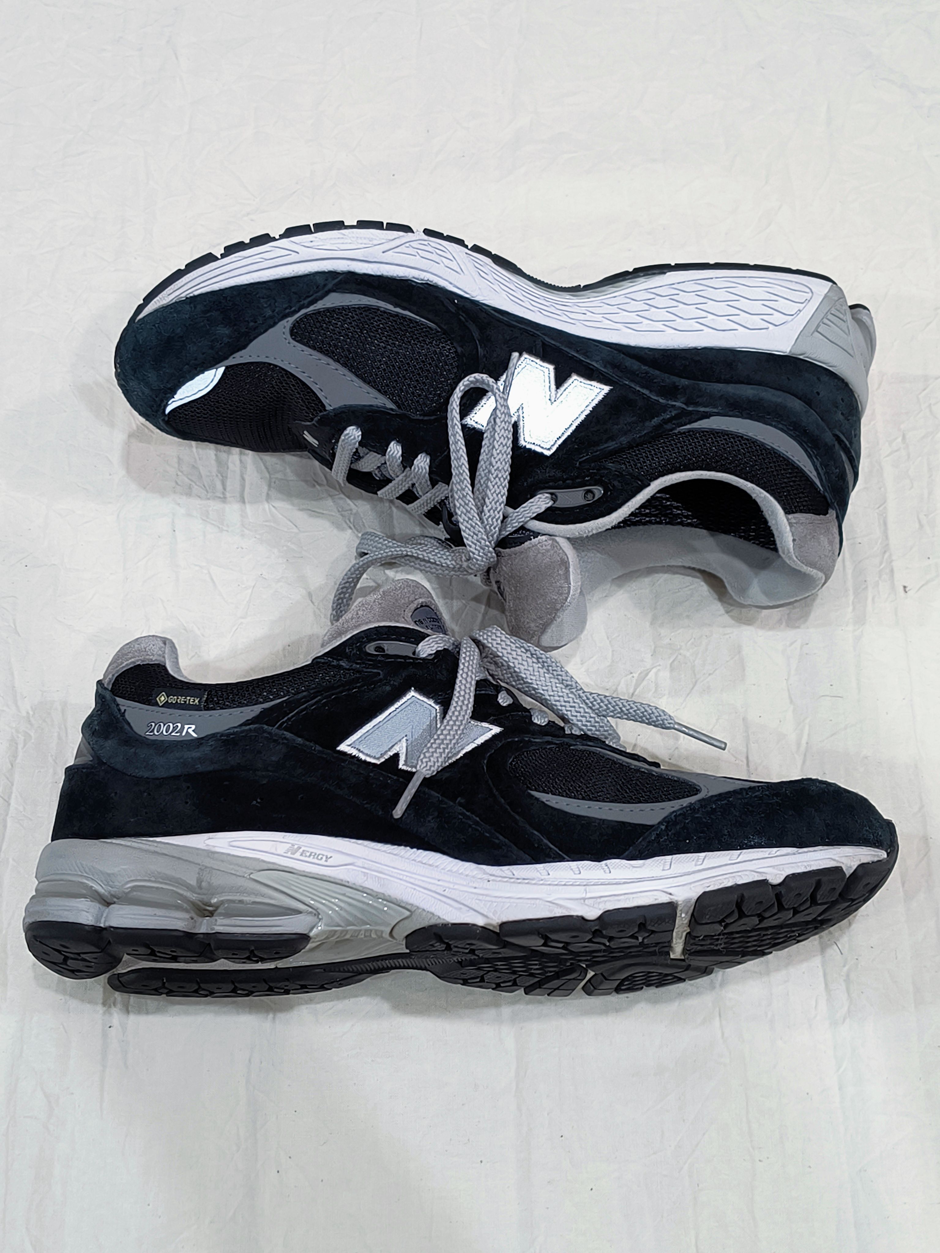 New Balance 2002R GORE-TEX "Black/Gray"