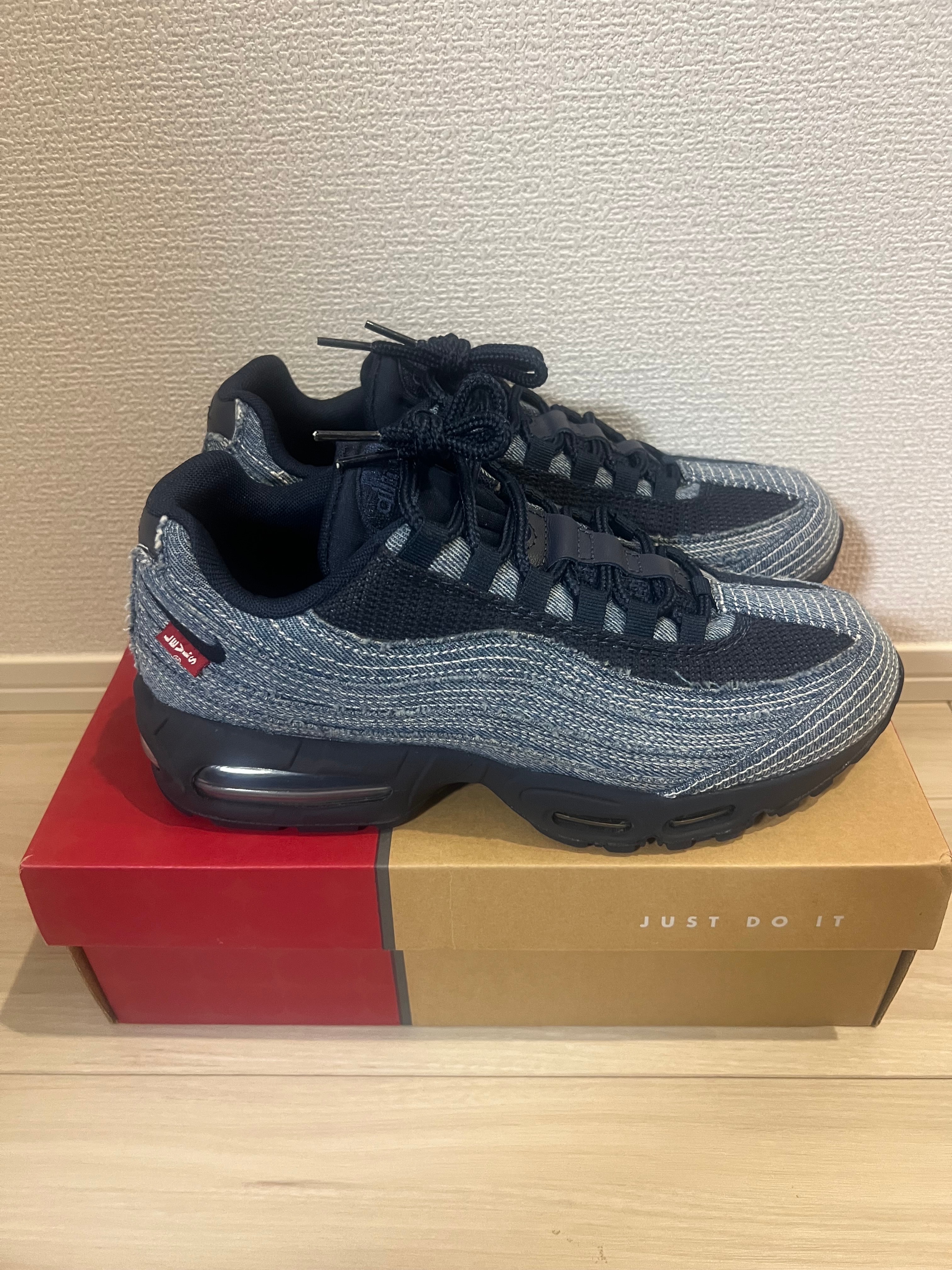 Levi's × Nike Air Max 95 OG "Denim Blue"