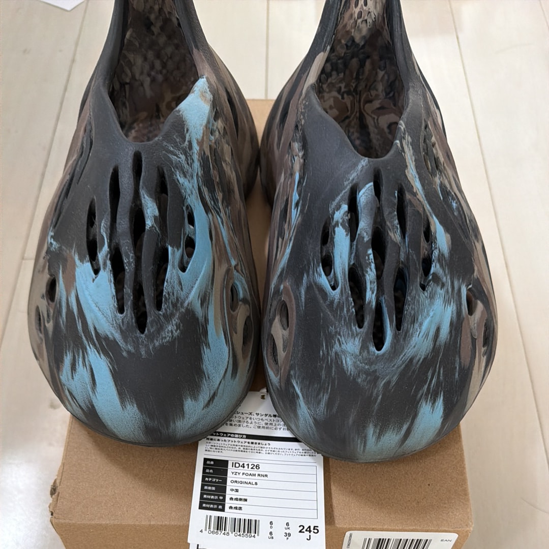 Yeezy Foam Runner(イージー フォームランナー) 人気の新作/中古通販