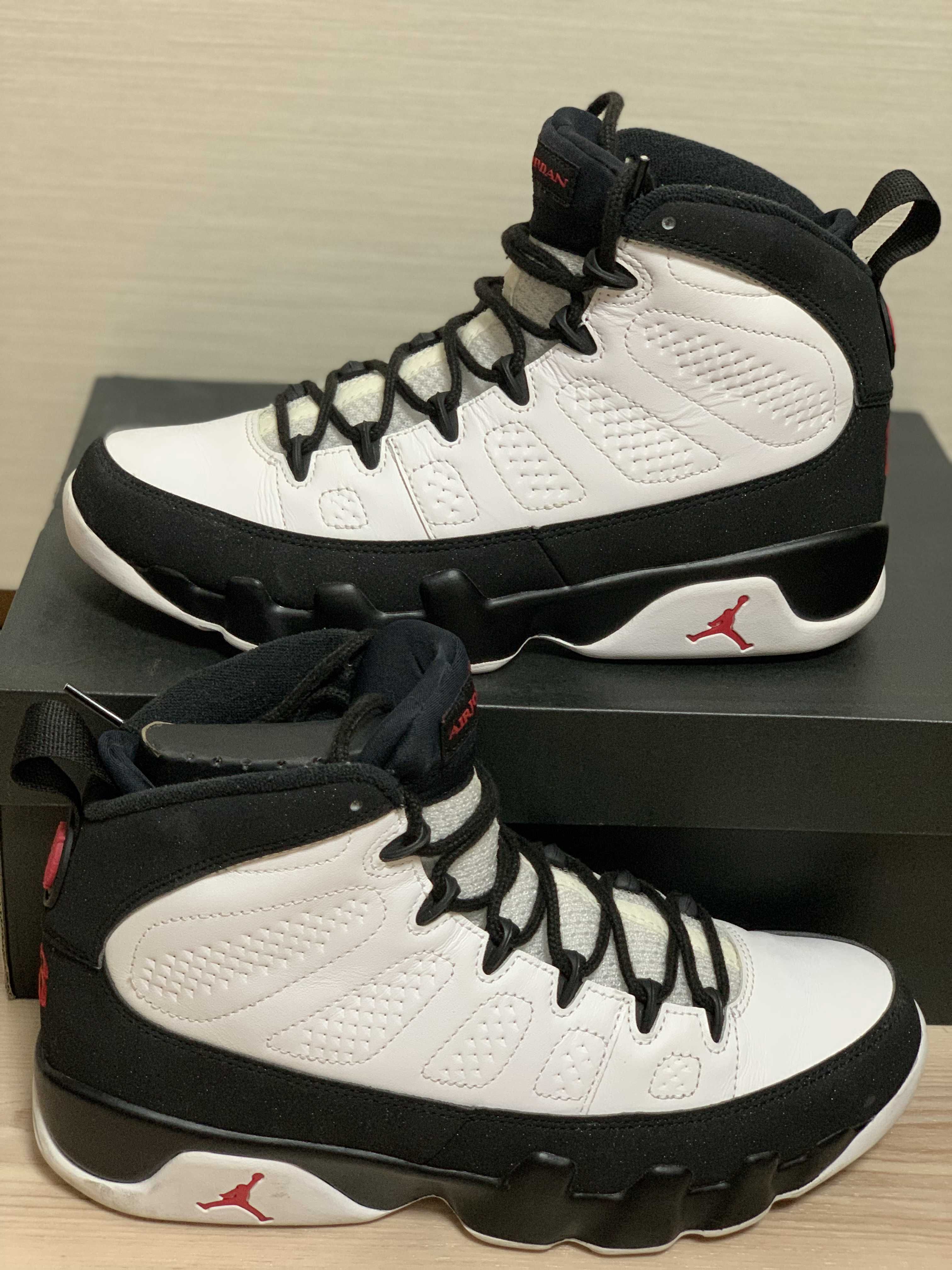 Nike Air Jordan 9 Retro "Space Jam" (2016)