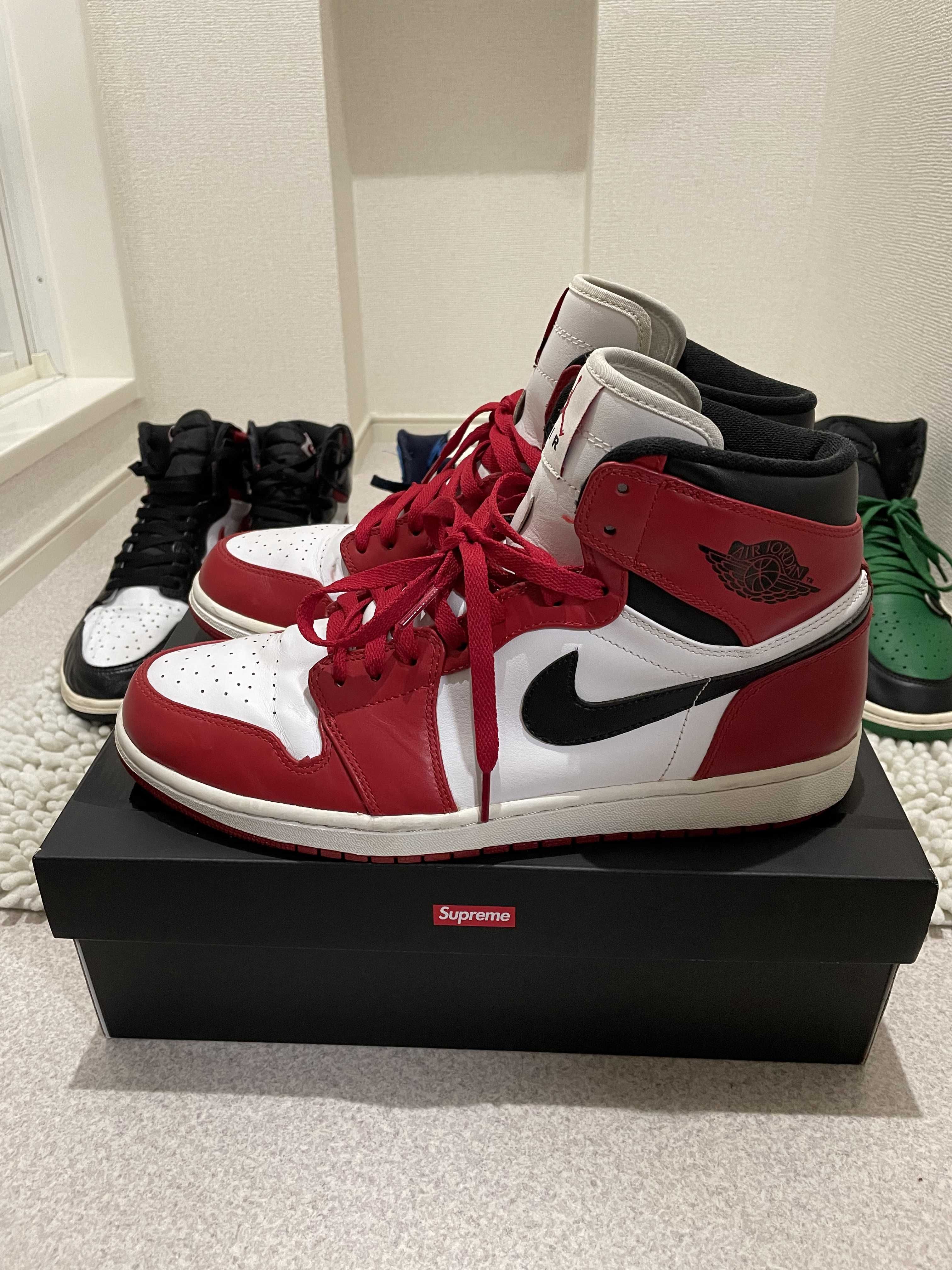 Nike Air Jordan 1 Retro High "Chicago" (2013)