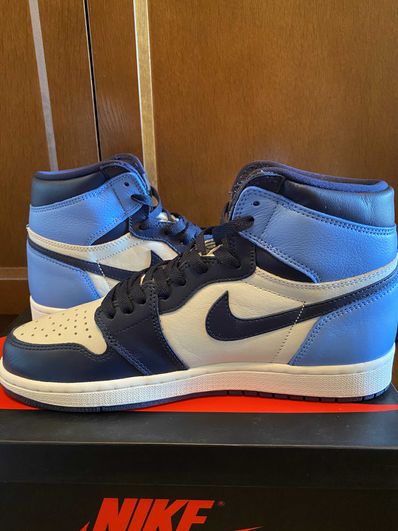 Nike Air Jordan 1 Retro High OG "Obsidian/University Blue"