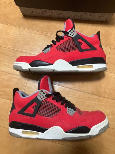 Nike Air Jordan 4 Retro "Toro Bravo"