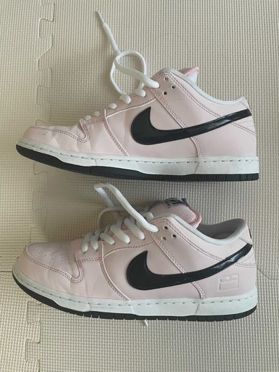 Nike SB Dunk Low "Pink Box"