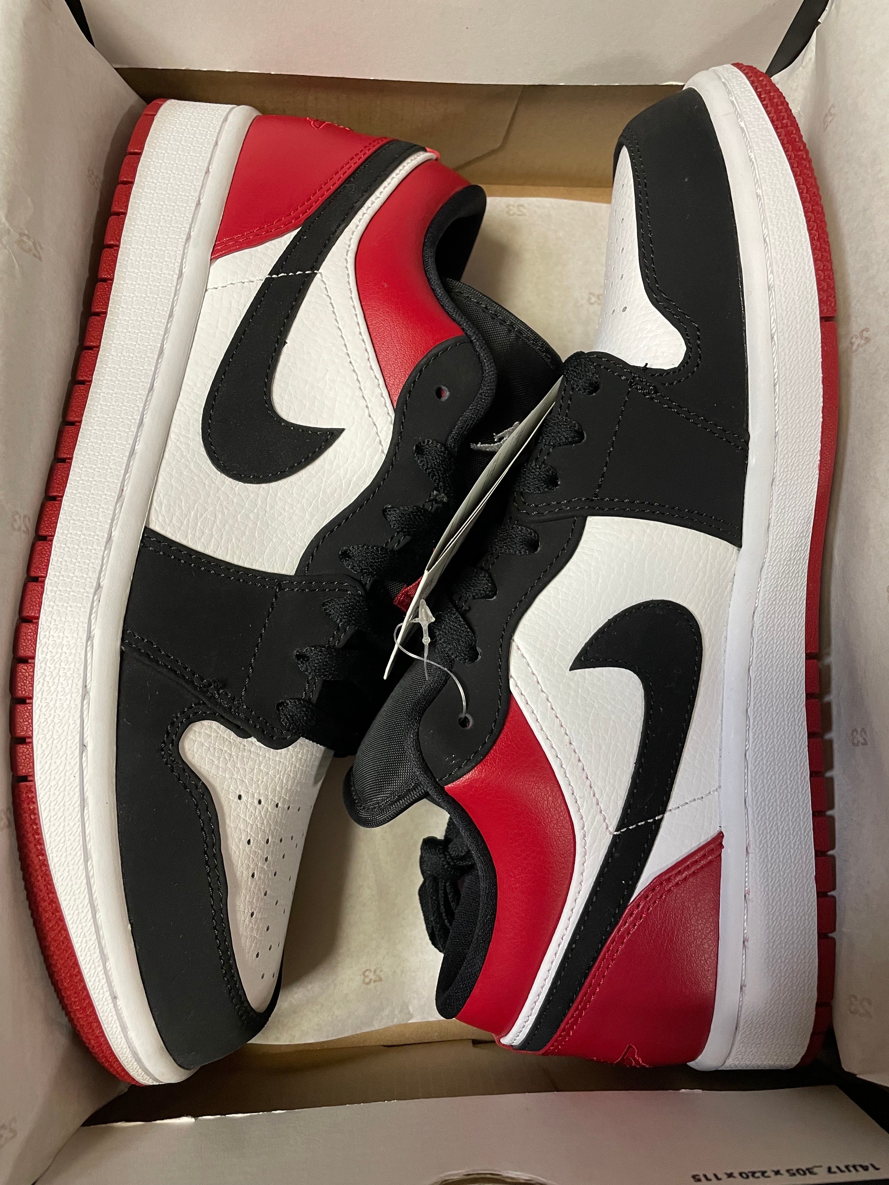 Nike Air Jordan 1 Low "Black Toe"