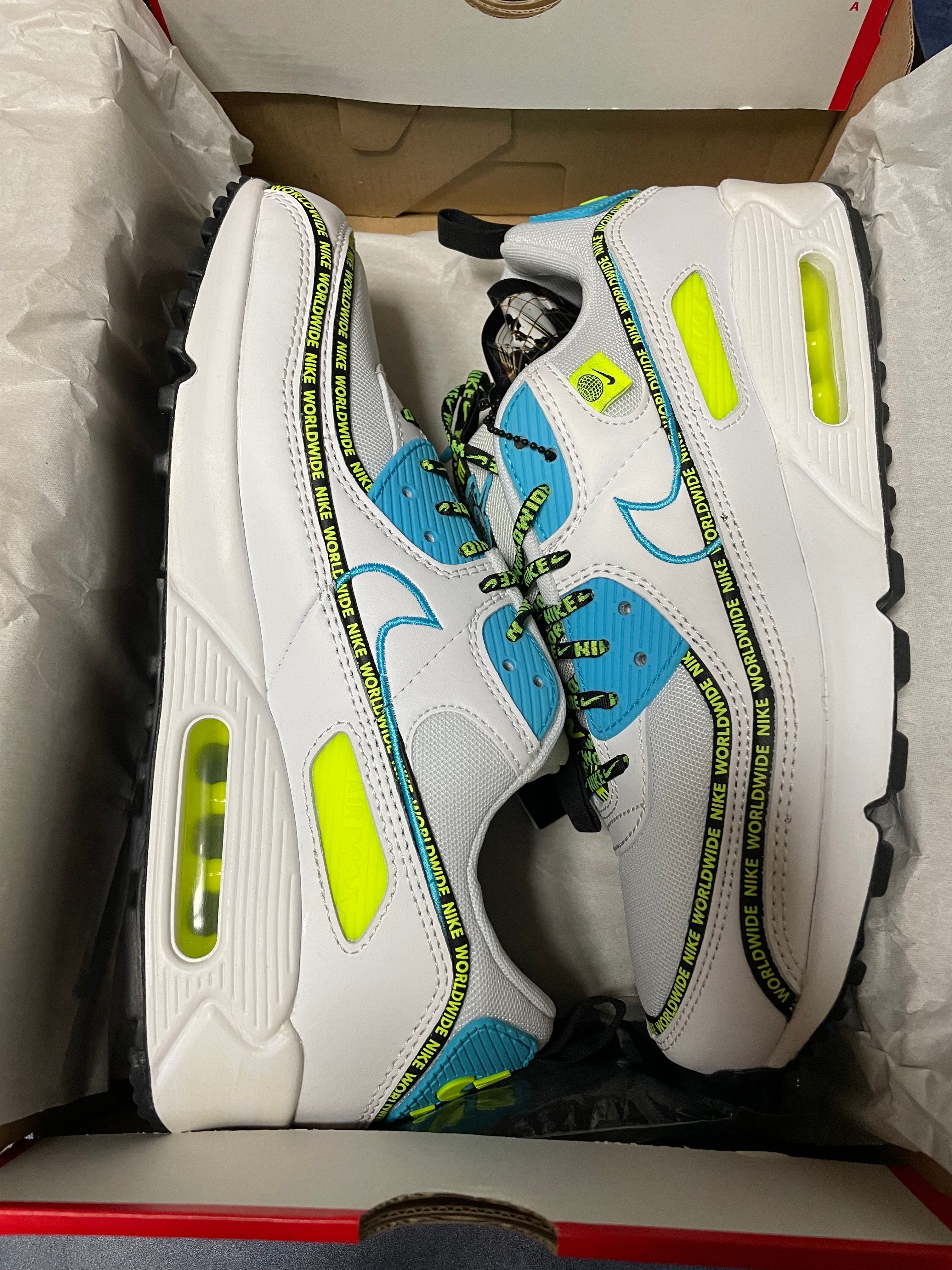 Nike Air Max 90 SE "Worldwide"