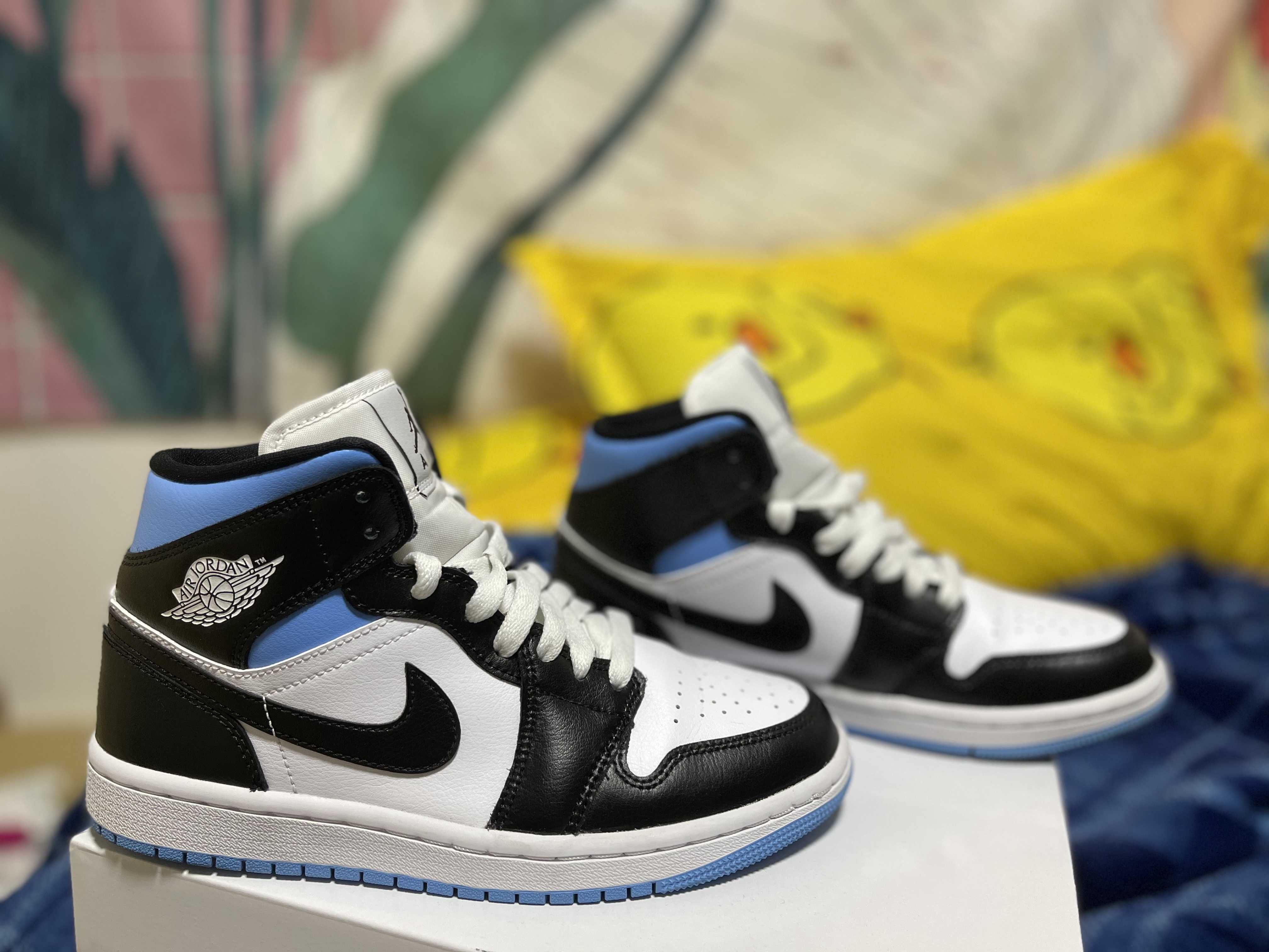 Nike Women's Air Jordan 1 Mid "Black/University Blue"