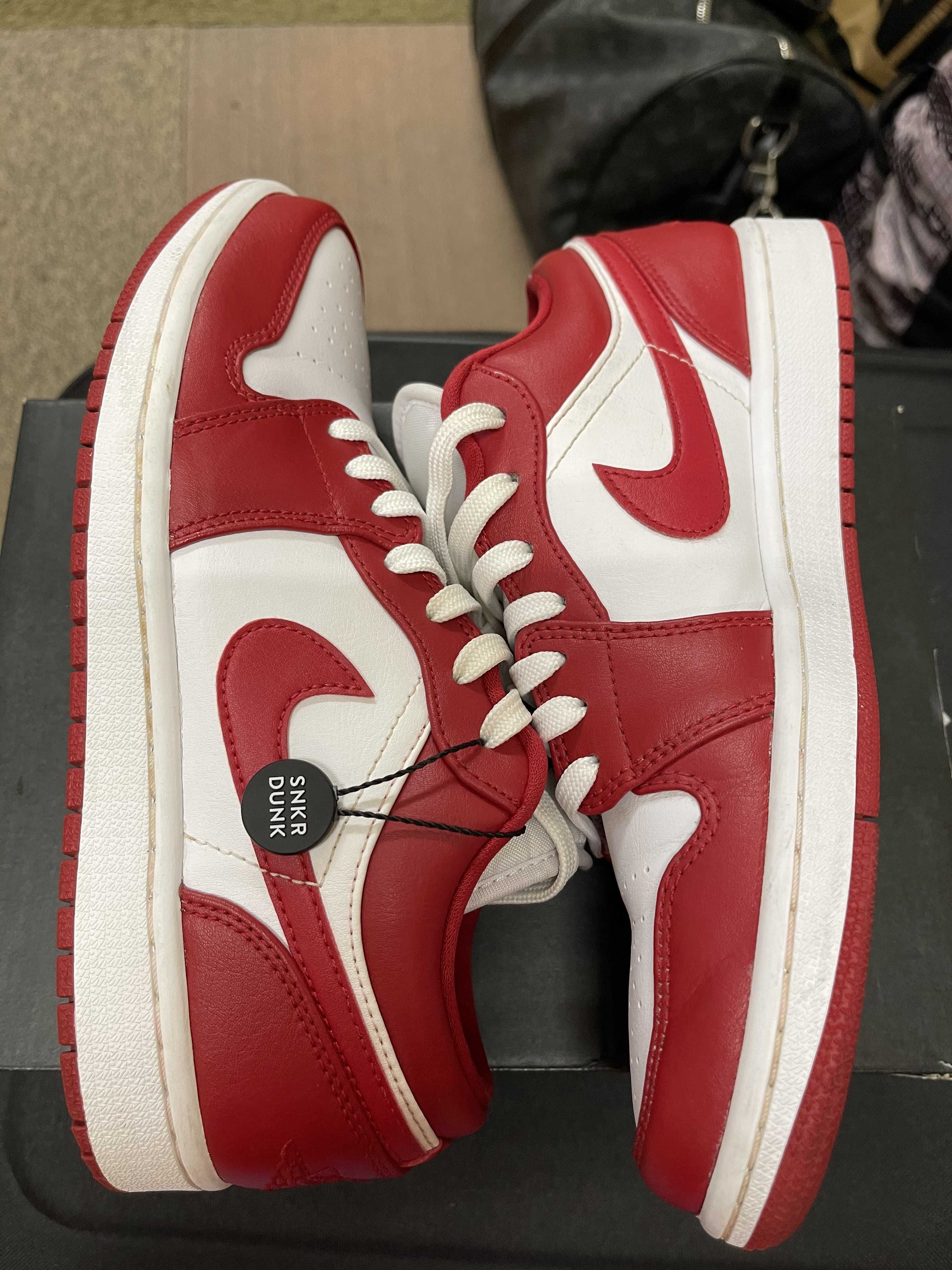 Nike Air Jordan 1 Low "Gym Red/White"