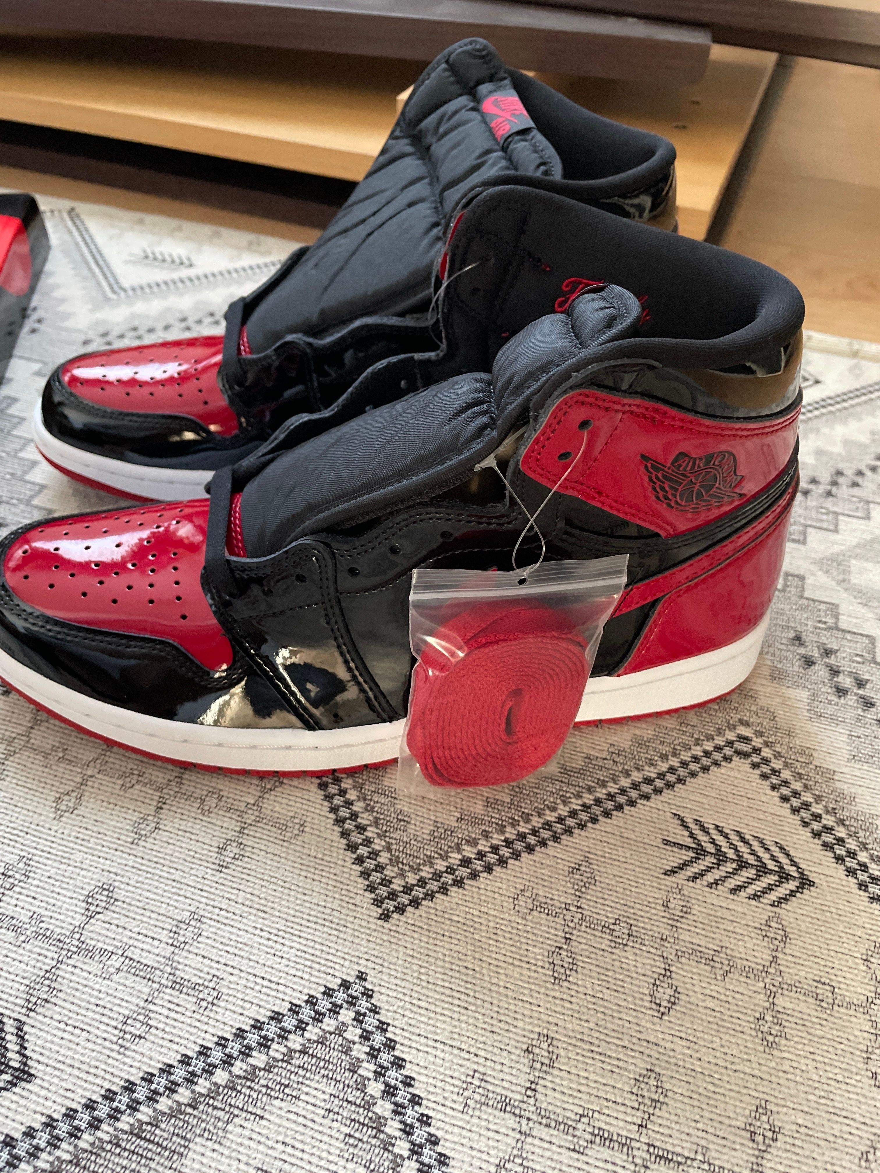 Nike Air Jordan 1 High OG "Patent Bred"