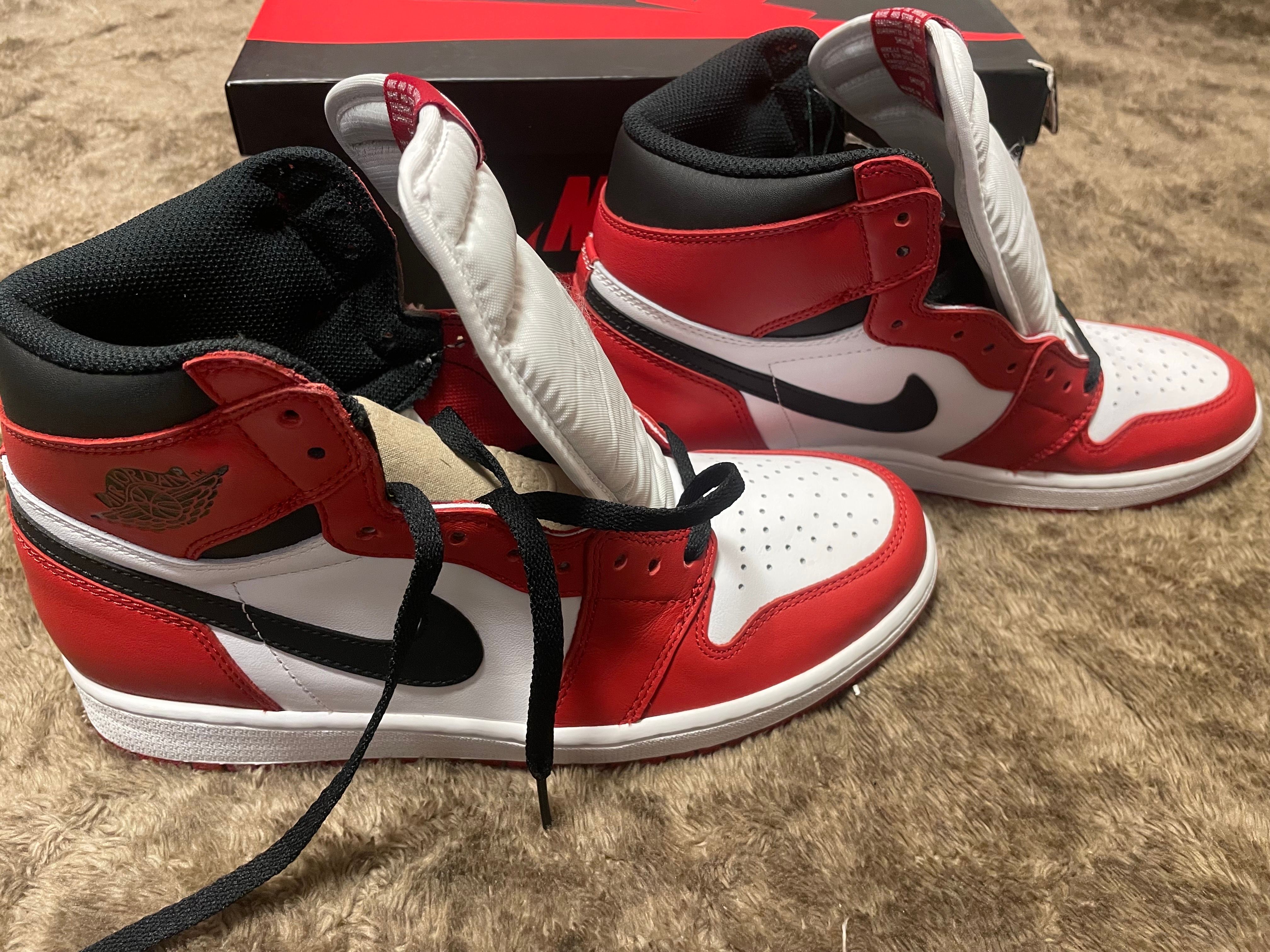 Nike Air Jordan 1 Retro High "Chicago" (2015)