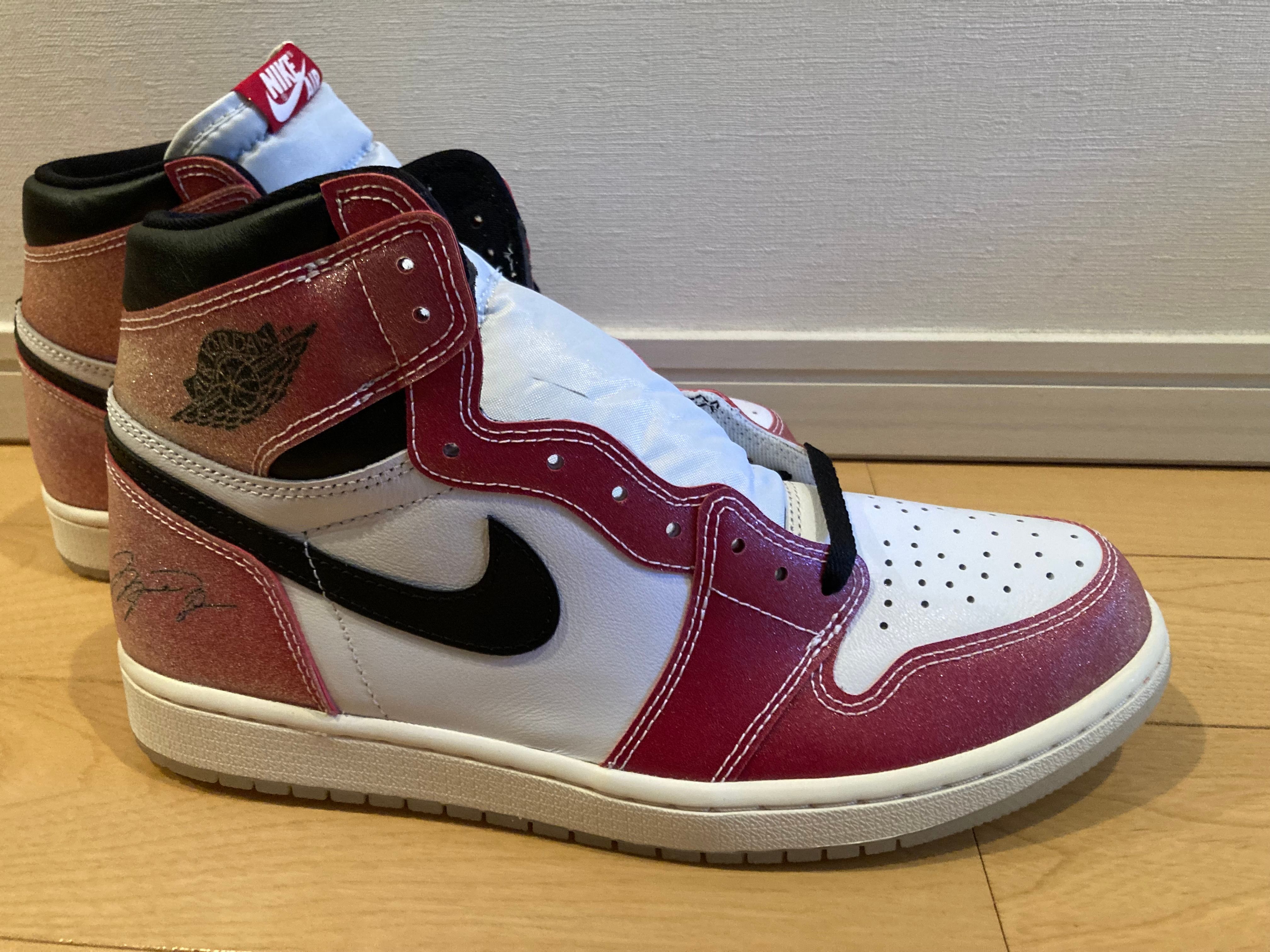 Trophy Room × Nike Air Jordan 1 Retro High "Chicago" (Friends and Family) (Blue Laces)
