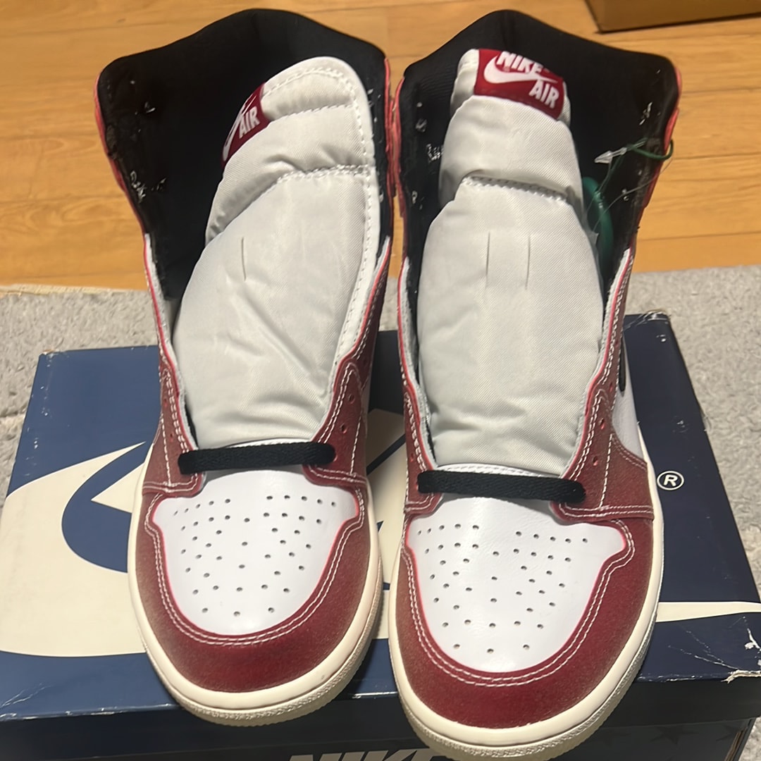 Trophy Room × Nike Air Jordan 1 Retro High "Chicago" (Friends and Family) (Blue Laces)