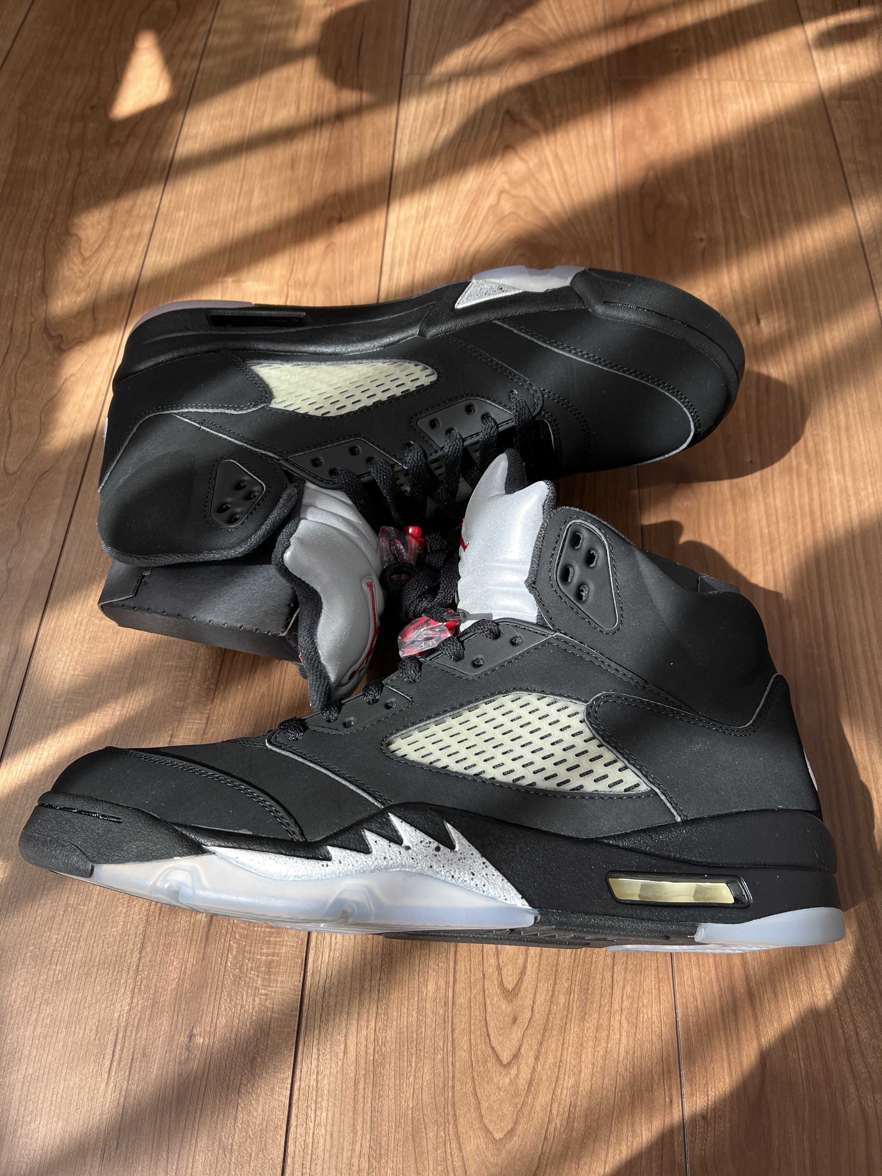 Nike Air Jordan 5 Retro OG "Black/Fire Red/Metallic Silver/White" (2016)