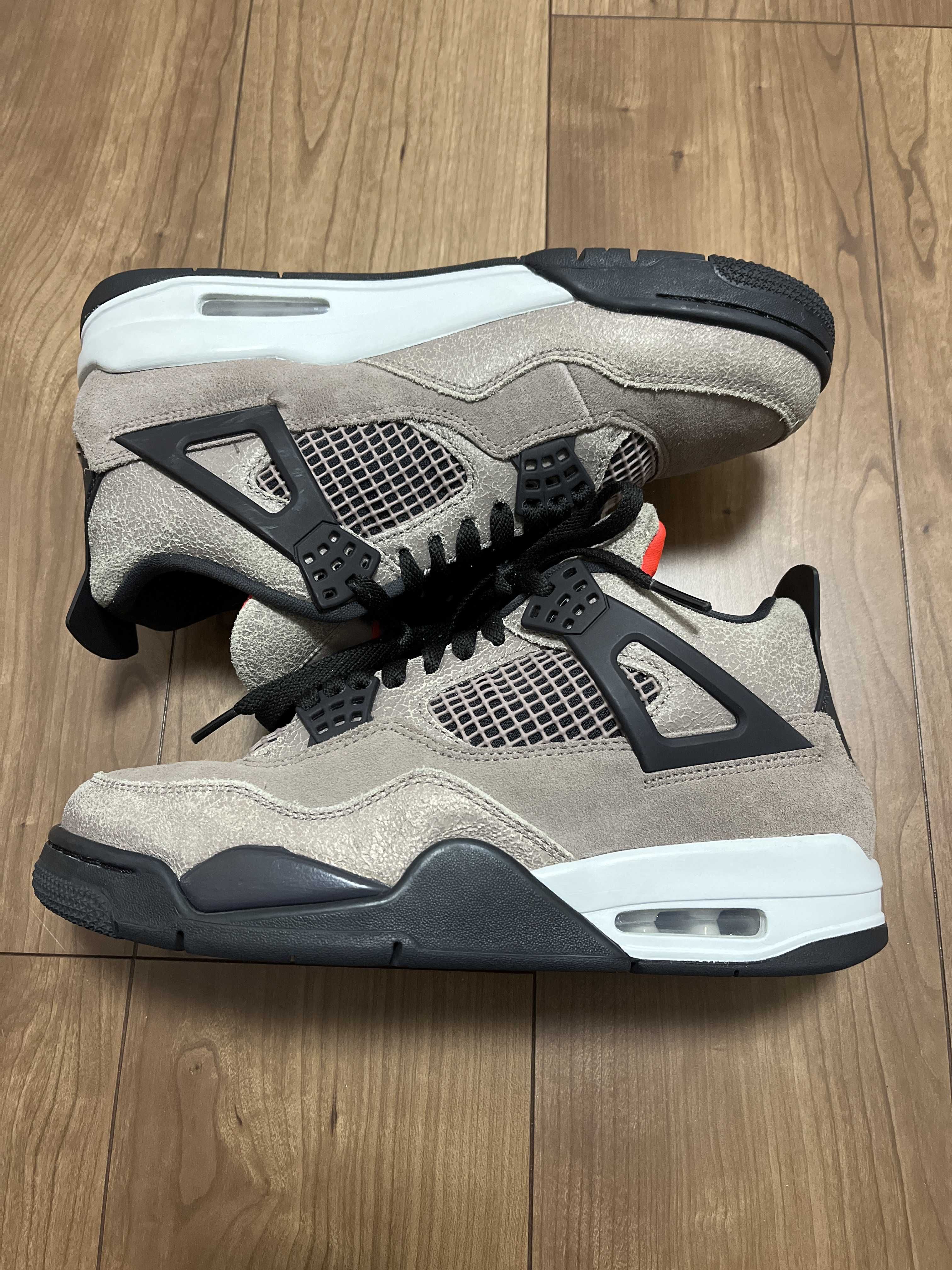 Nike Air Jordan 4 "Taupe Haze"