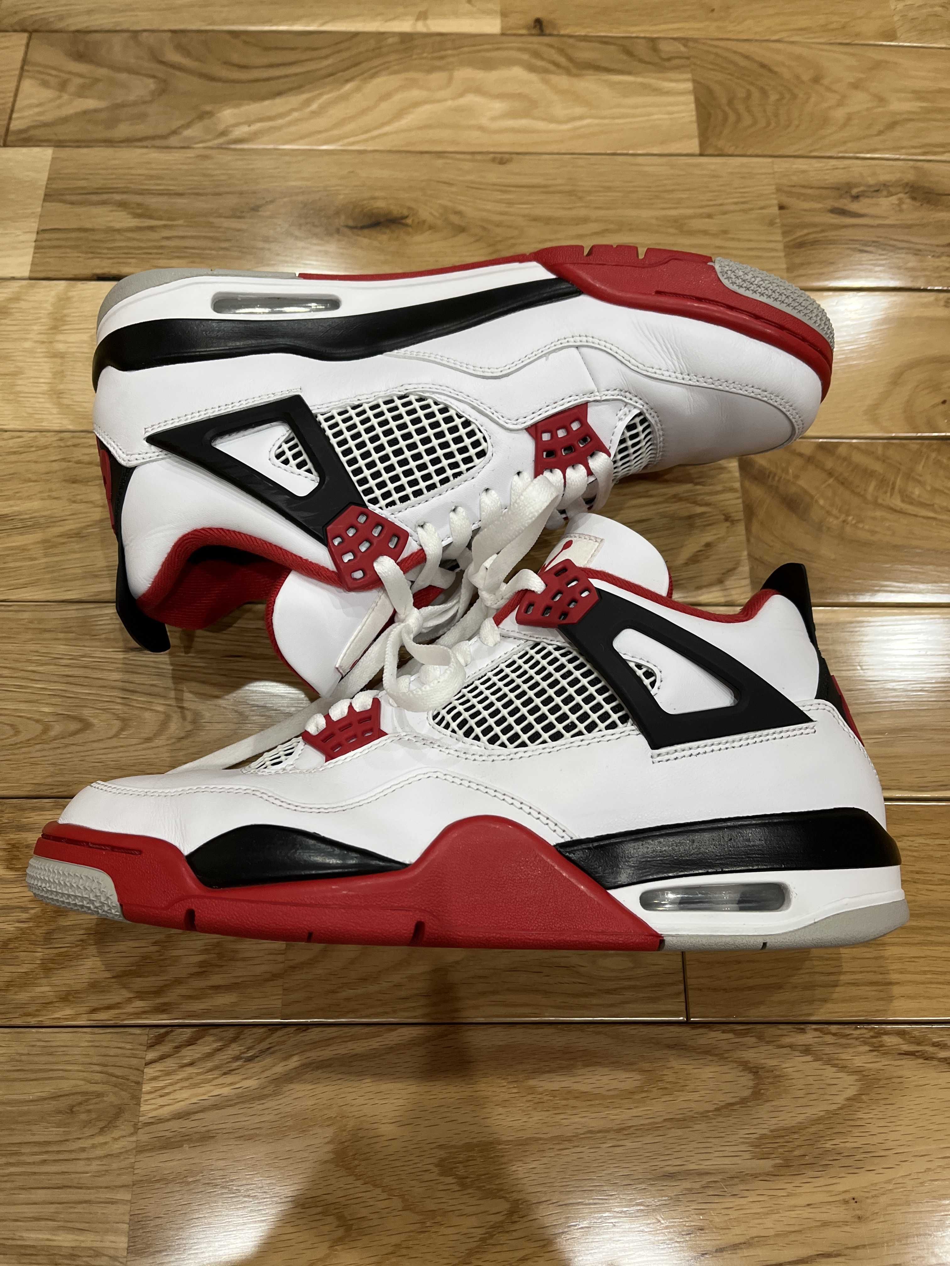 Nike Air Jordan 4 Retro OG "Fire Red" (2020)