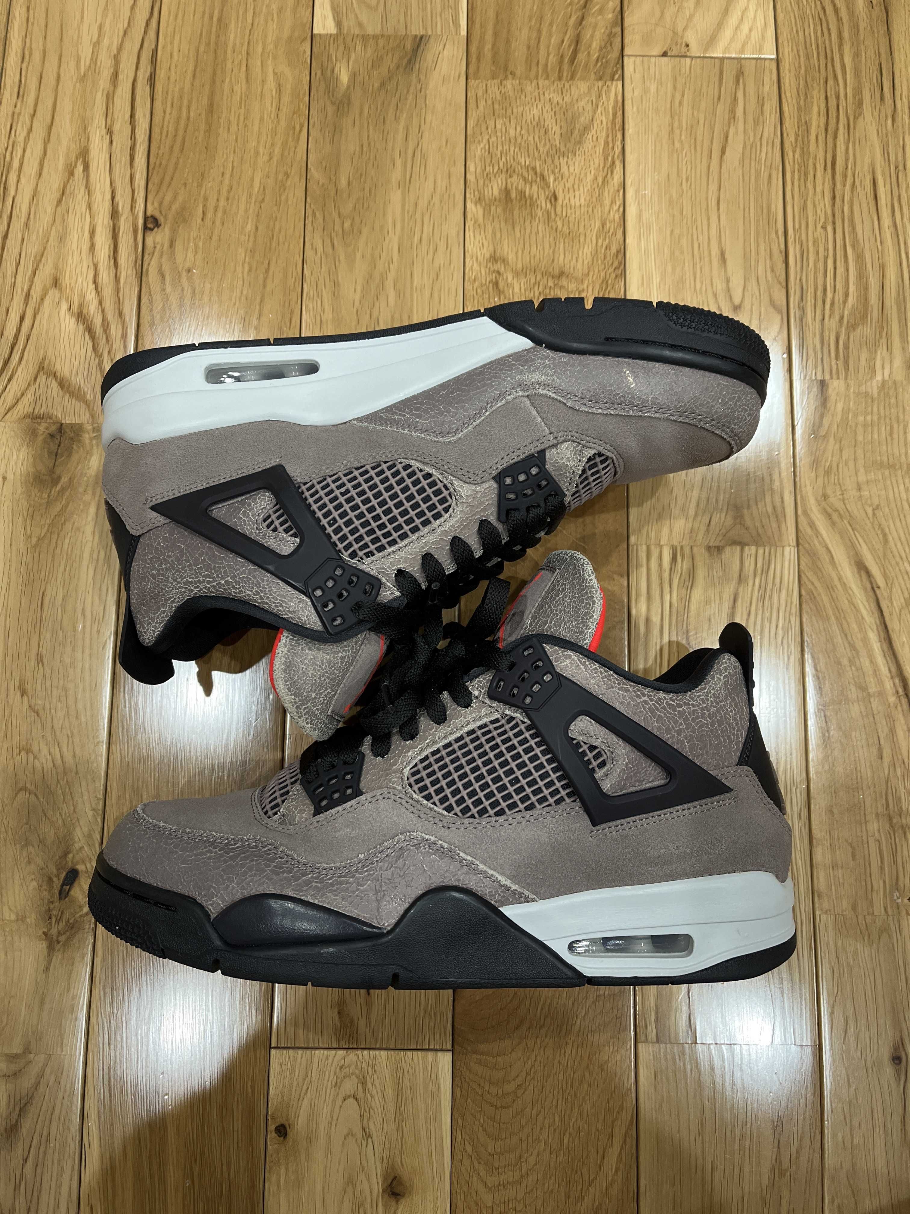 Nike Air Jordan 4 "Taupe Haze"   