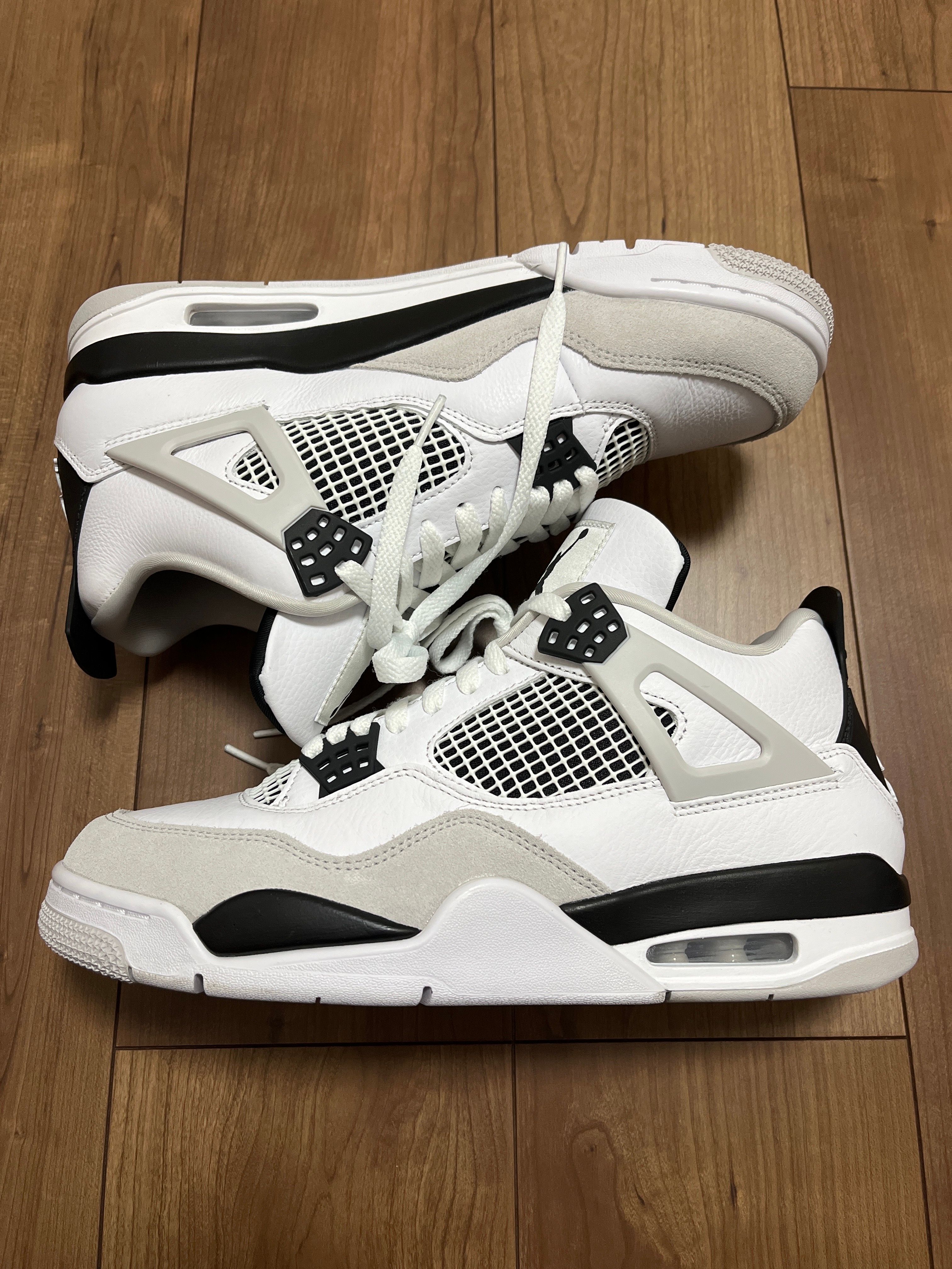 Nike Air Jordan 4 "Military Black"