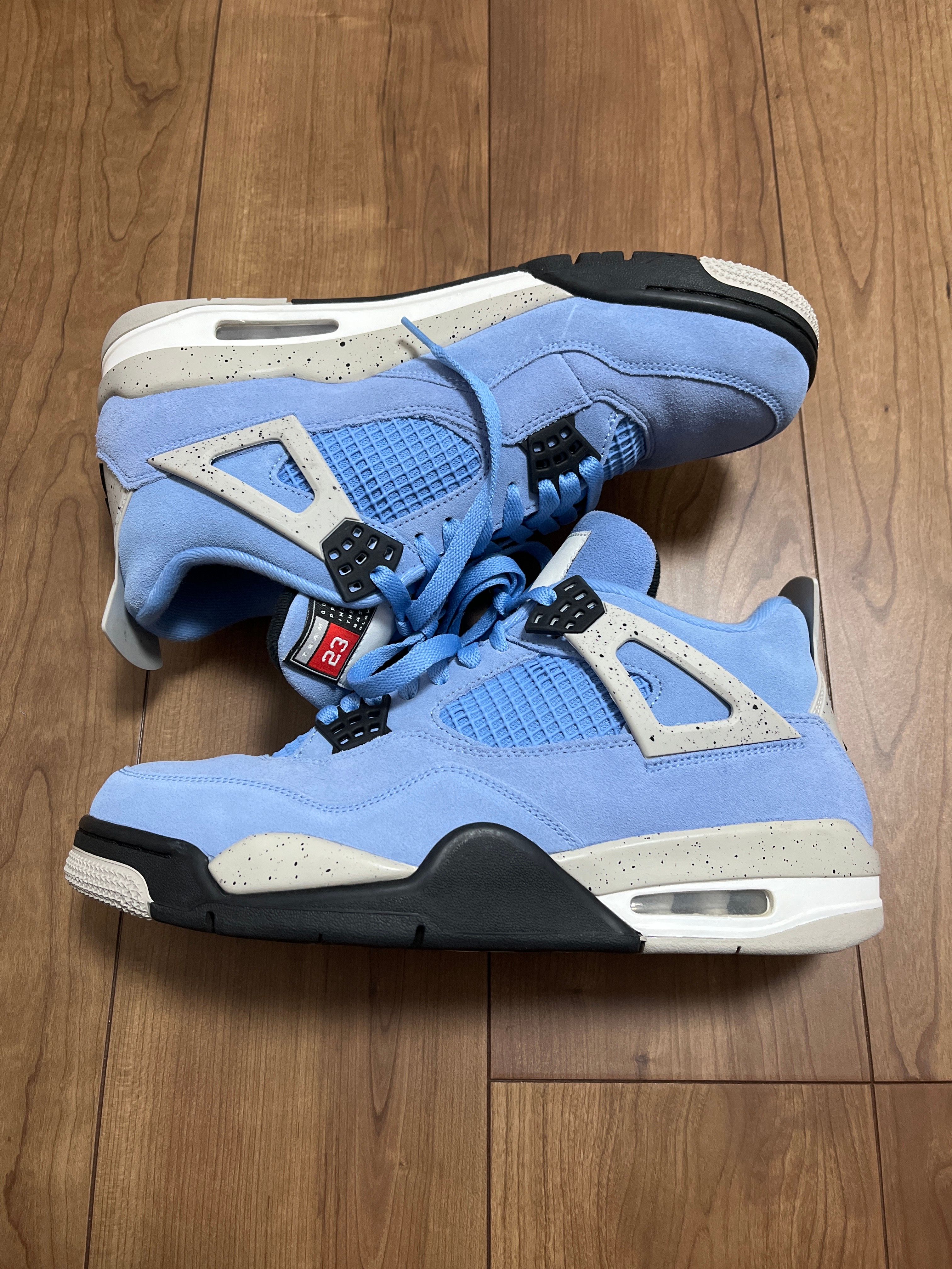 Nike Air Jordan 4 "University Blue"