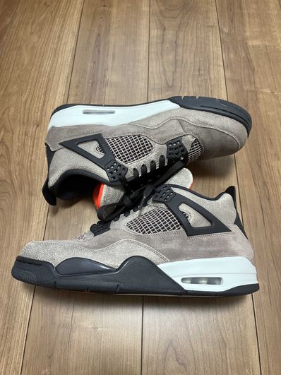 Nike Air Jordan 4 "Taupe Haze"