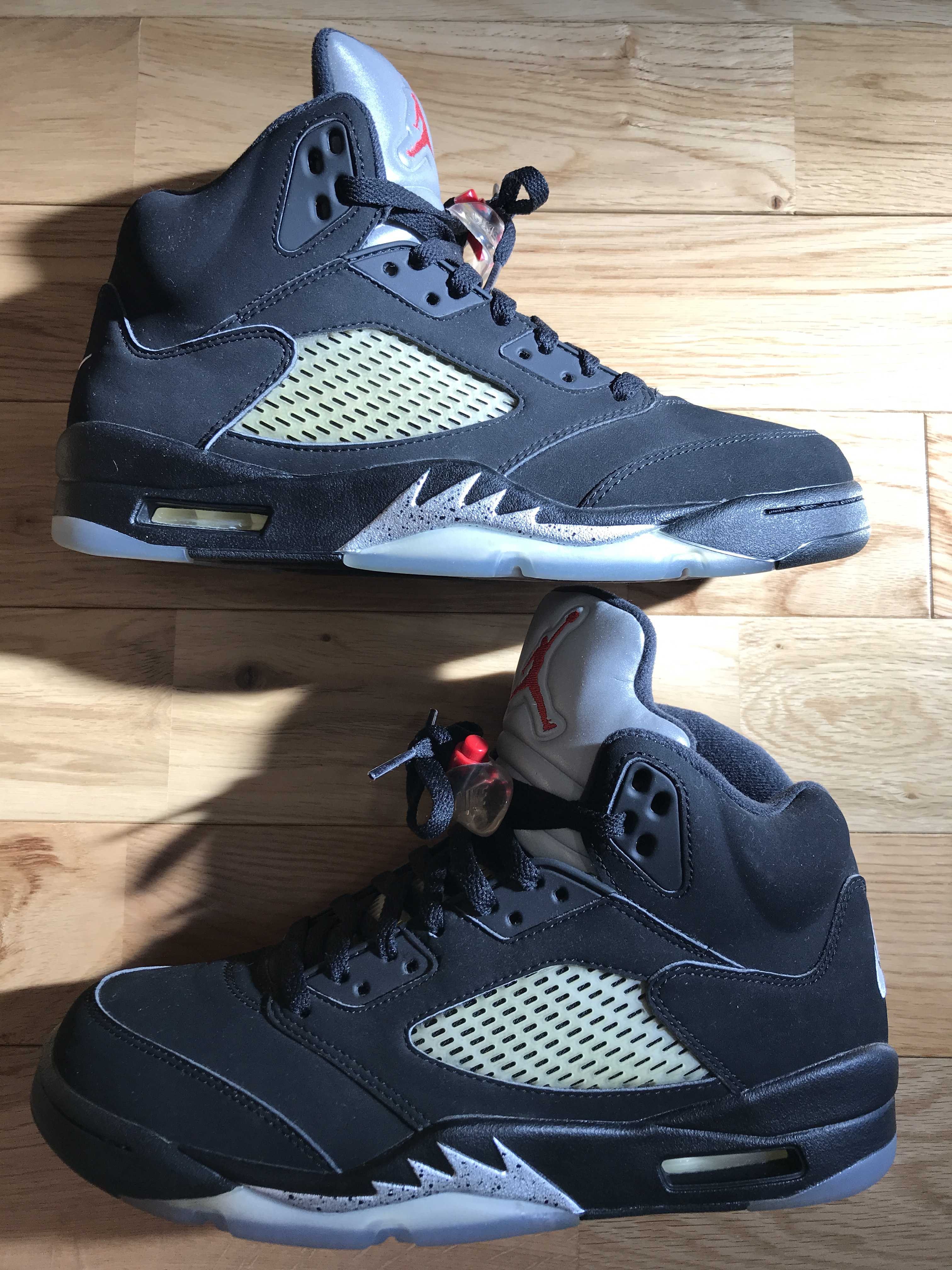 Nike Air Jordan 5 Retro OG "Black/Fire Red/Metallic Silver/White" (2016)