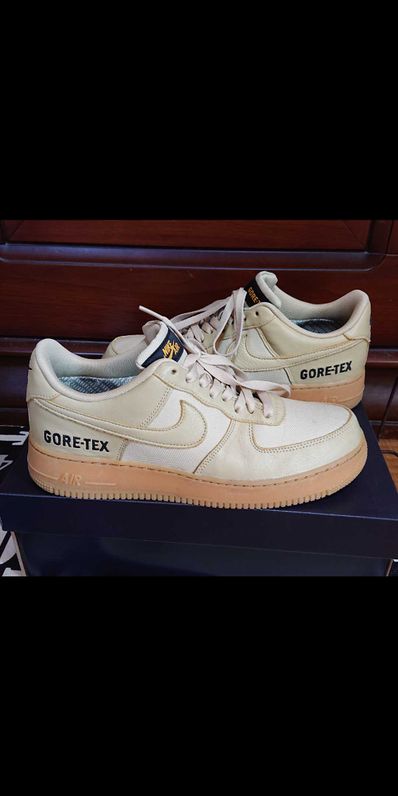 Nike Air Force 1 Low Gore-Tex "Team Gold"