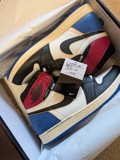 fragment design × UNION × Nike Air Jordan 1 High OG "Black/Varsity Red"