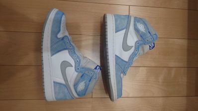 Nike Air Jordan 1 High OG "Hyper Royal"