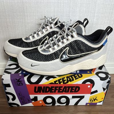 UNDEFEATED × Nike Air Zoom Spiridon "Phantom"