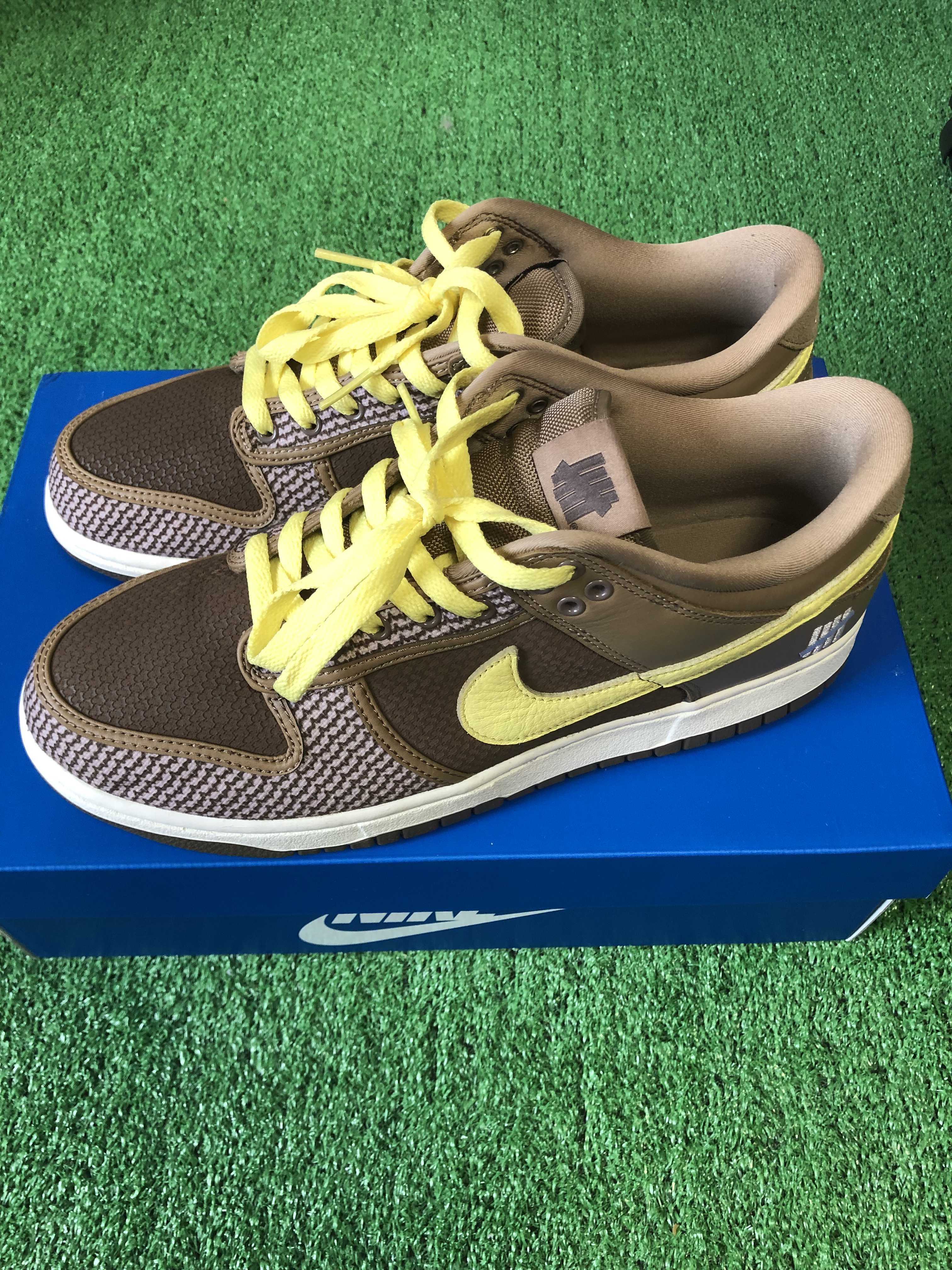 UNDEFEATED × Nike Dunk Low SP "Canteen/Lemon Frost/Palomino"